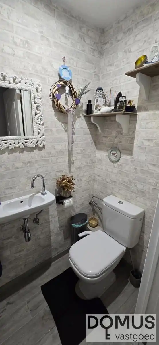 Gelijkvloersappartement met 2 slaapkamers foto 8
