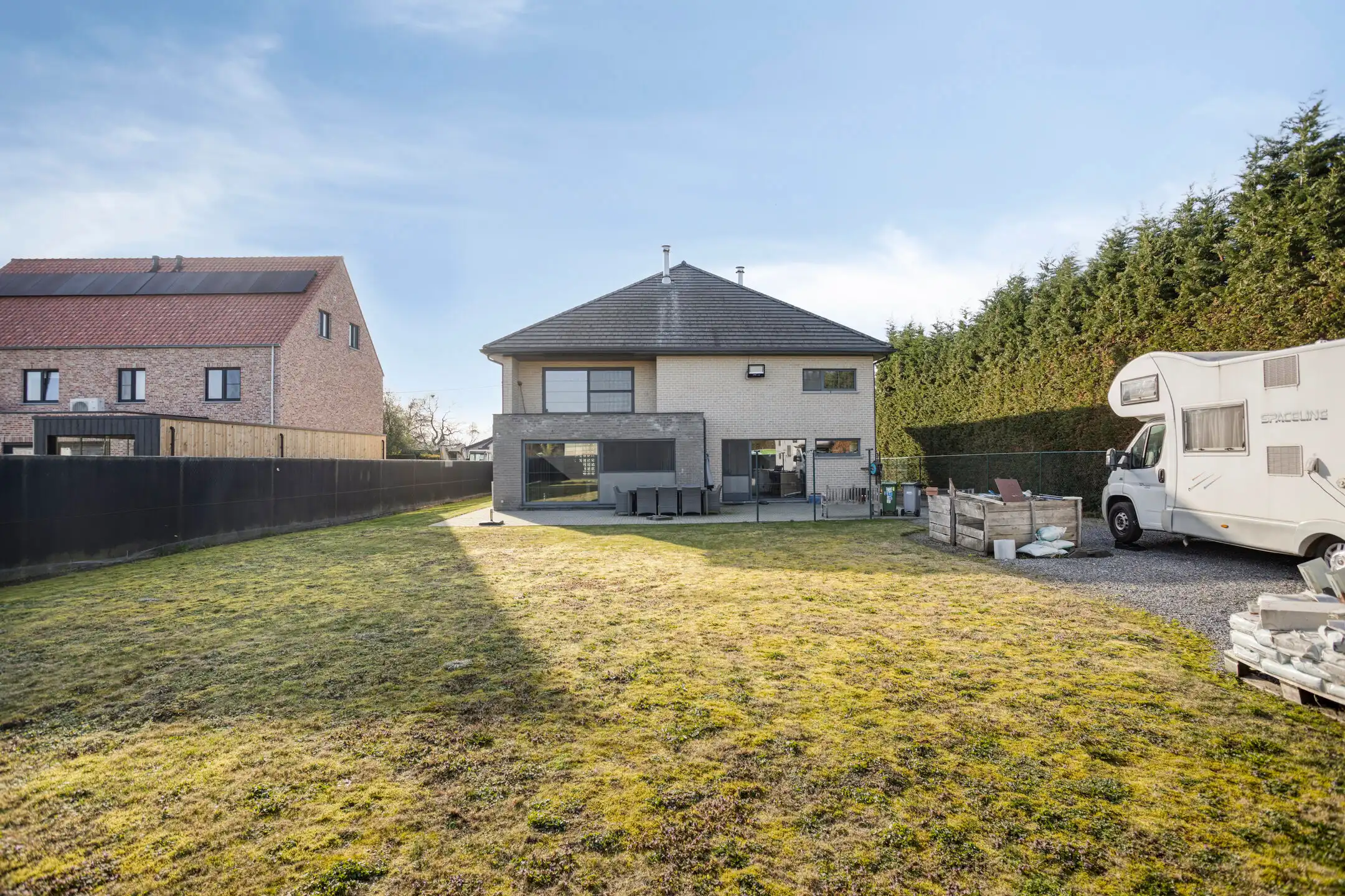 Recente vrijstaande woning op perceel van 10a foto 28