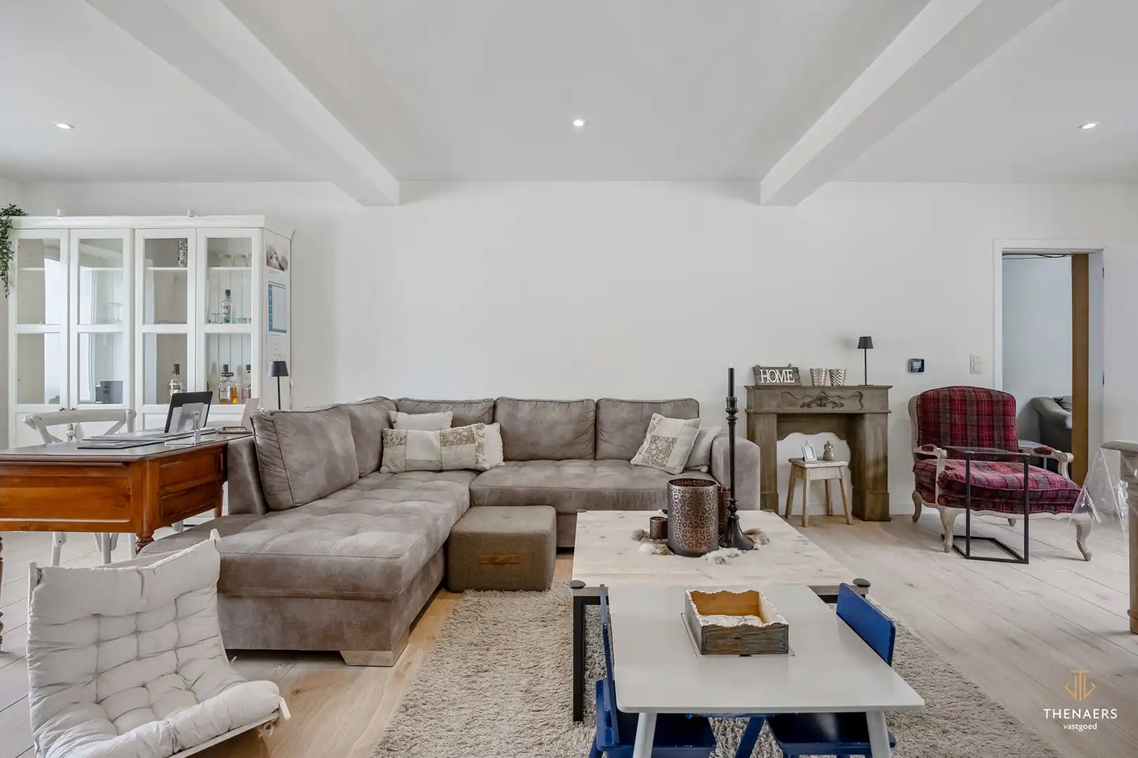Karaktervolle hoevewoning met 3 slaapkamers, gezellige binnenkoer en tuin op een perceel van 370 m². foto 6