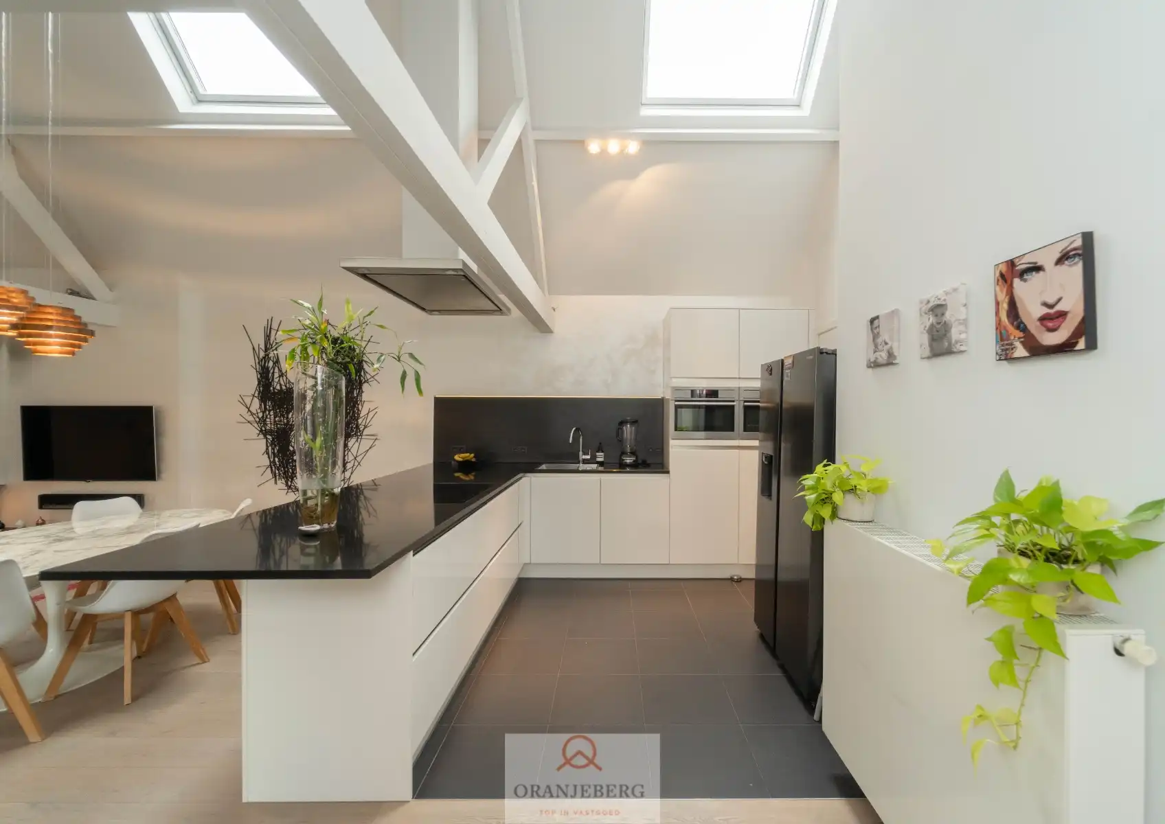 Duplex-appartement in voormalige industriële katoenspinnerij foto {{pictureIndex}}