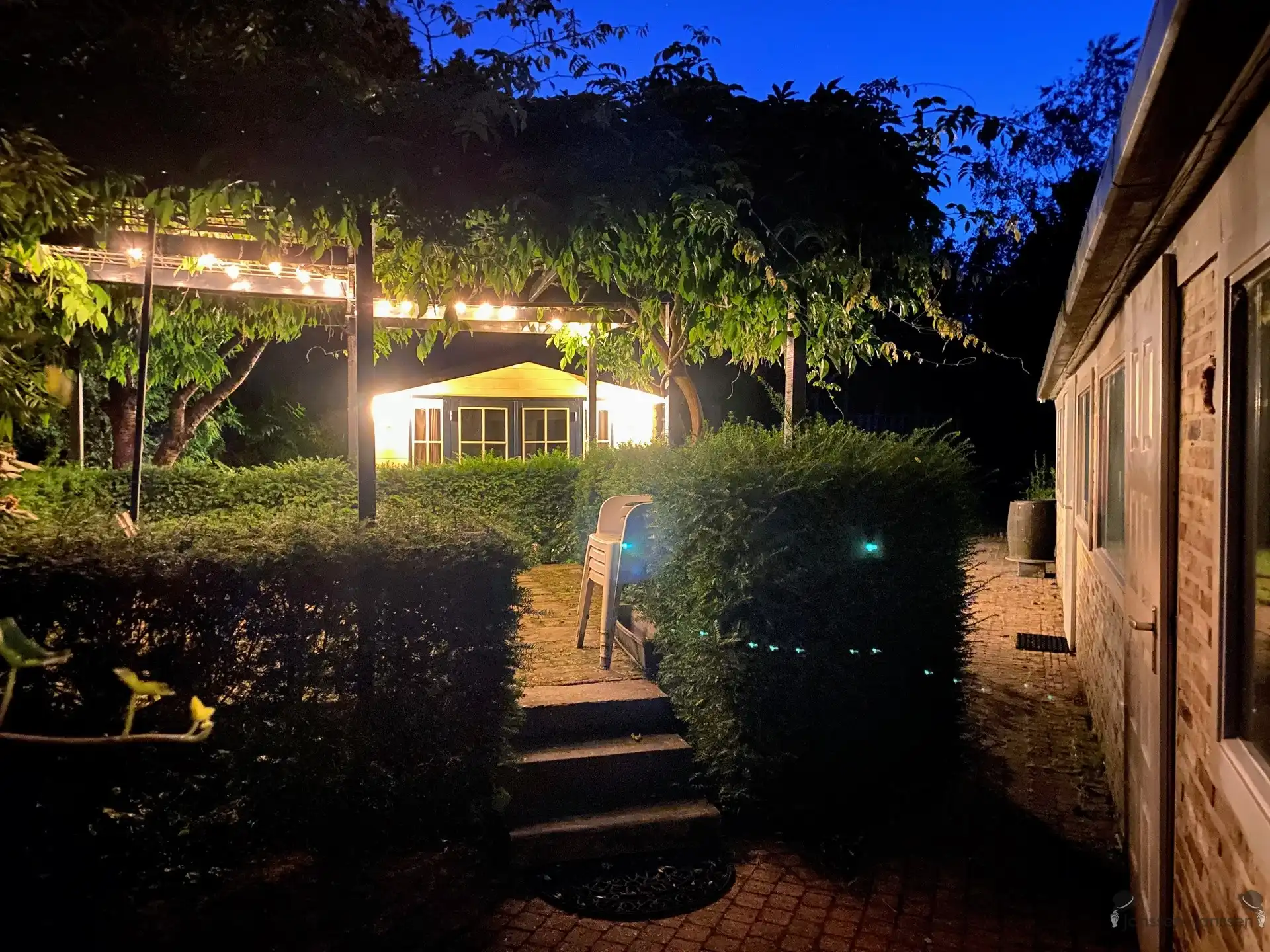 Sfeervolle villa met 5 slaapkamers, zwembad, veranda en uniek verhuurpotentieel  foto 45