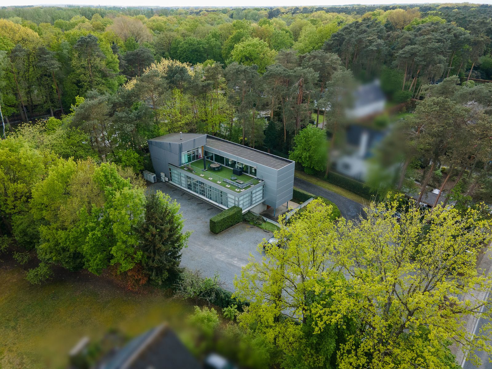 Kantoren met woonst en ruime parking in Tremelo te koop foto 24
