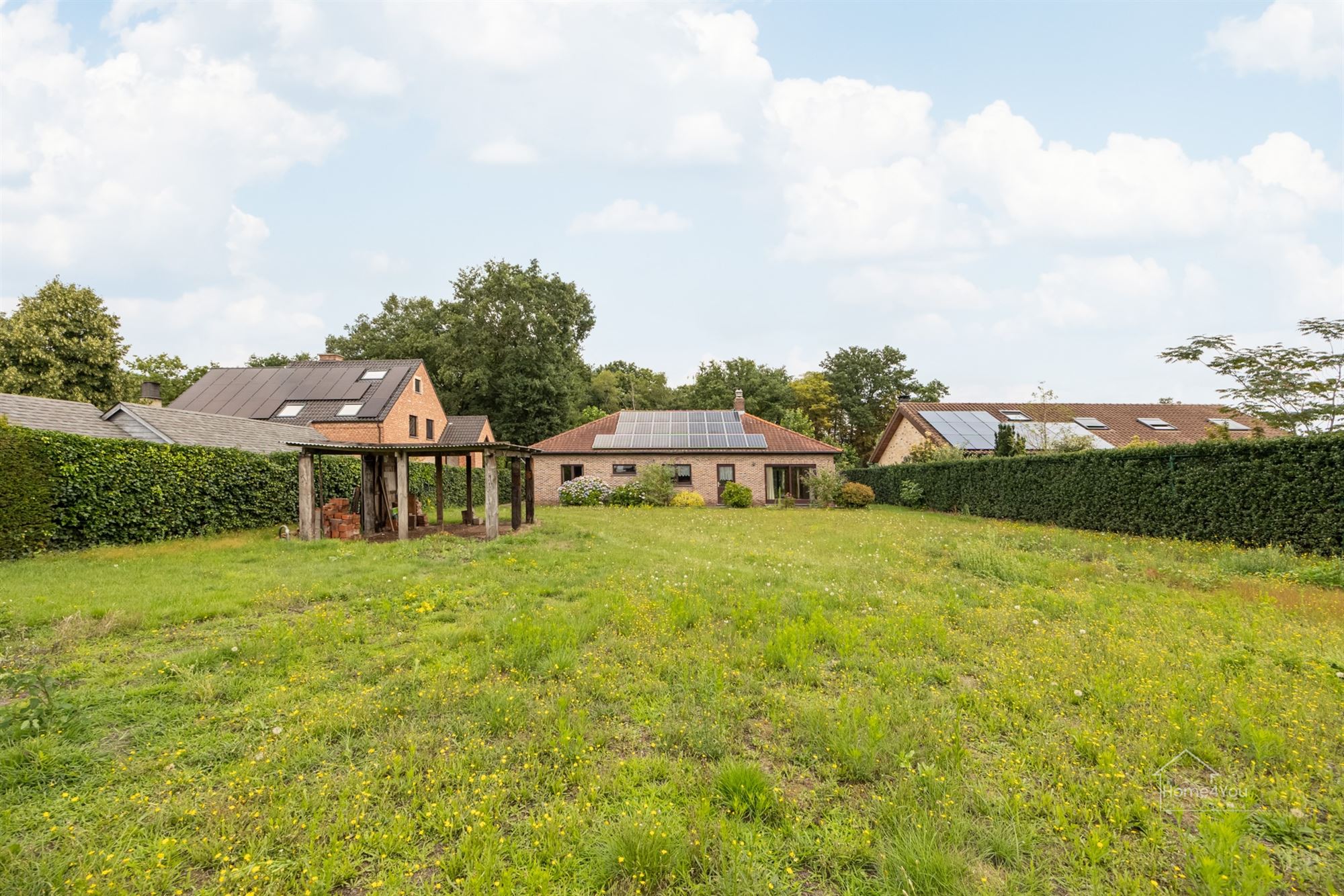 Te renoveren villa op 2002m² op toplocatie in Schilde. foto 8