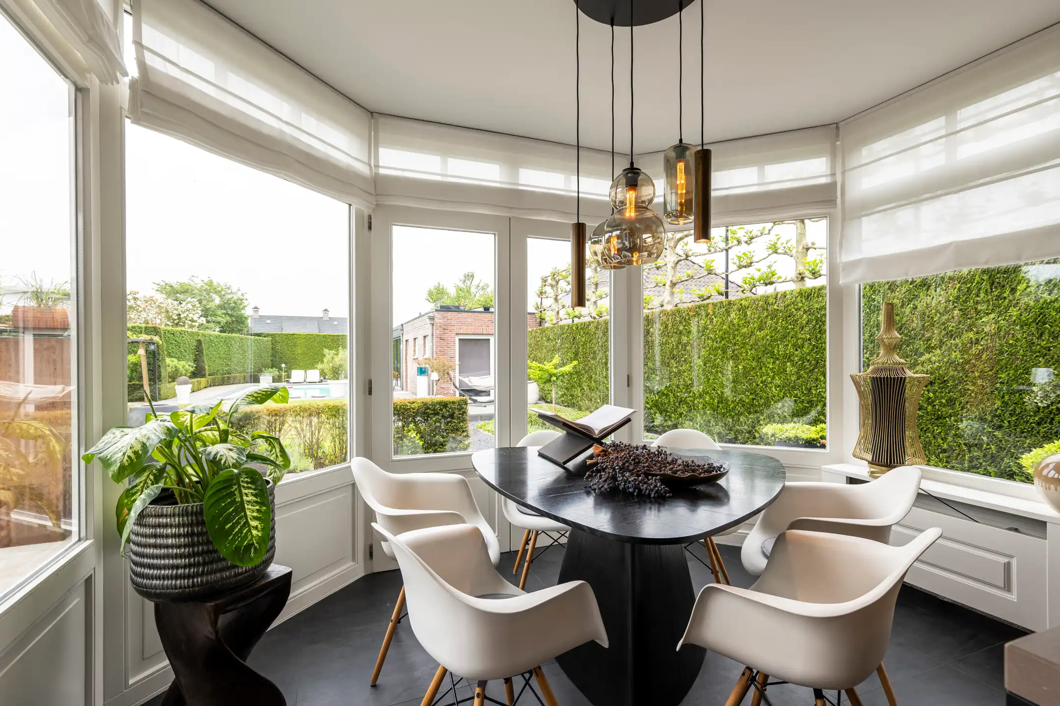 Energiezuinige villa met zwembad, poolhouse & gastenverblijf foto 13