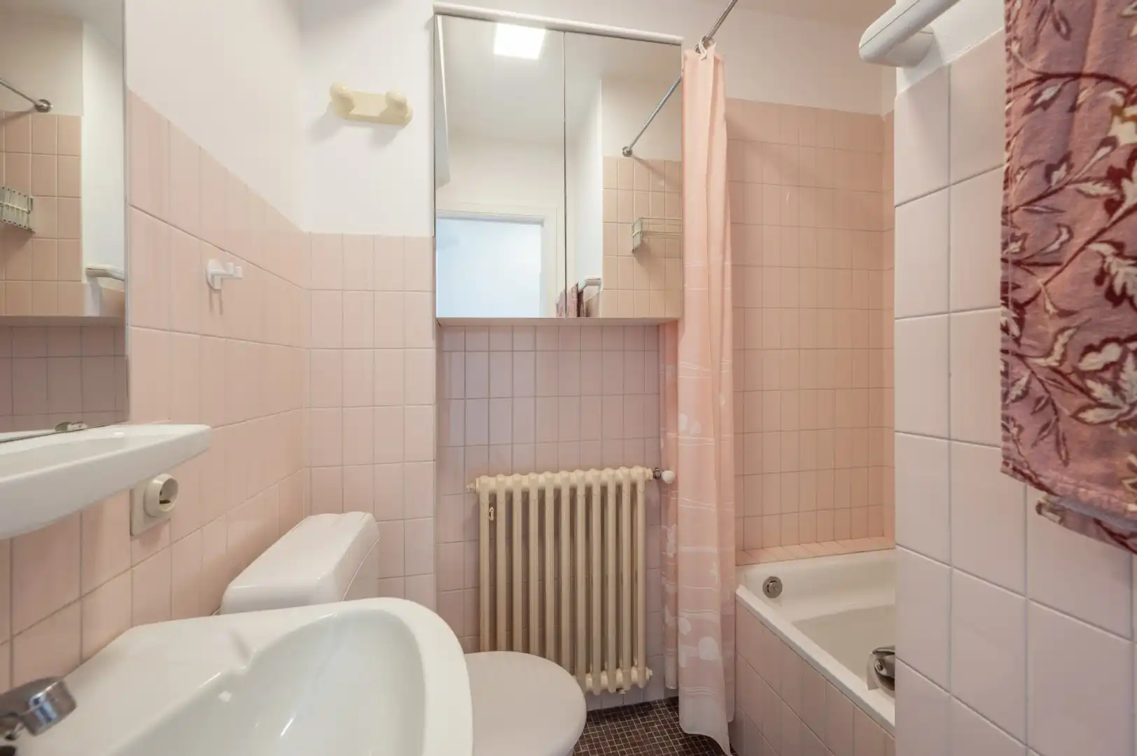 Instapklare studio op Zeedijk-Duinbergen met zeer mooi zeezicht. foto 10