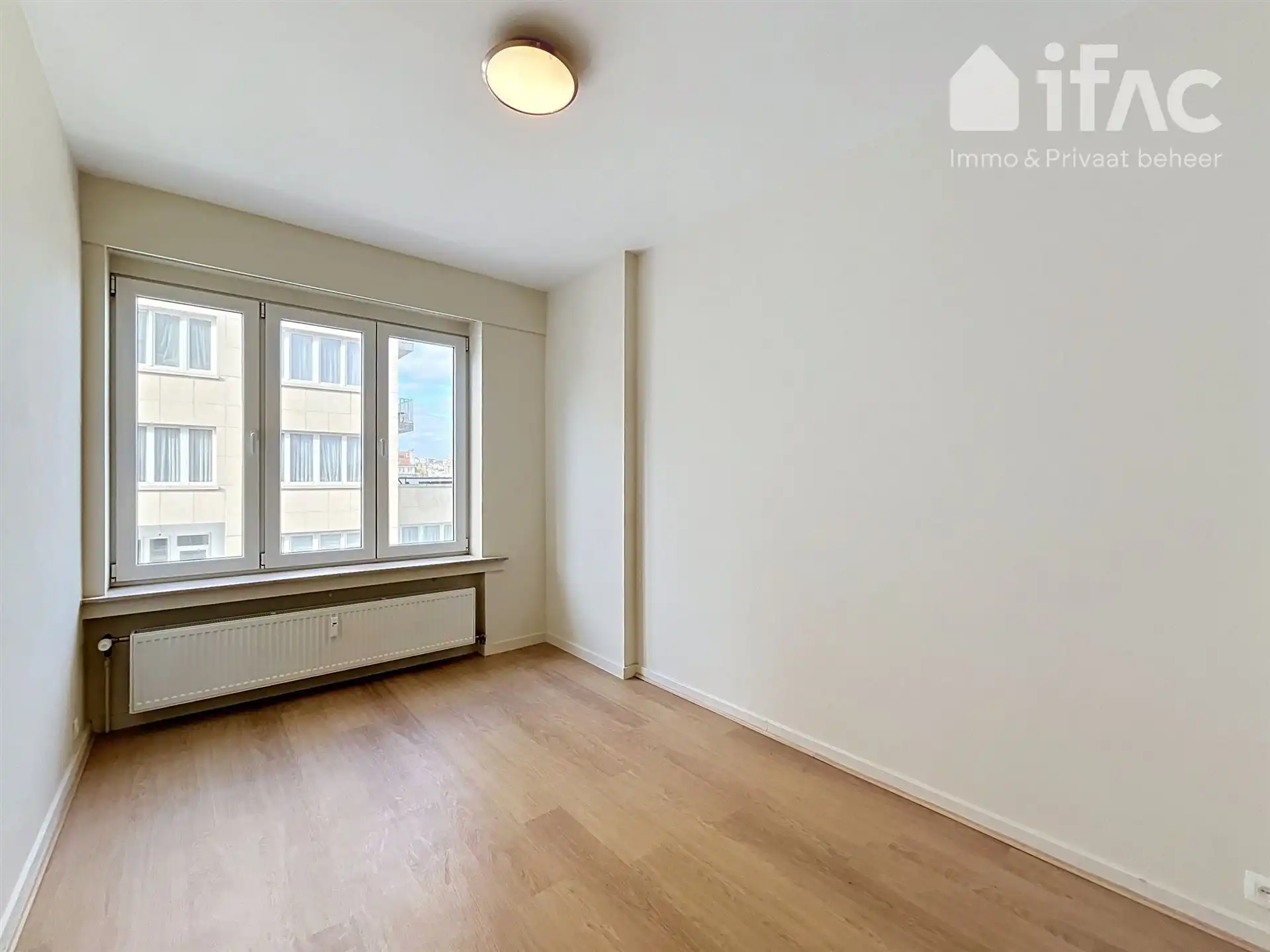 Charmant 3 slaapkamer appartement vlakbij metrostation foto 9