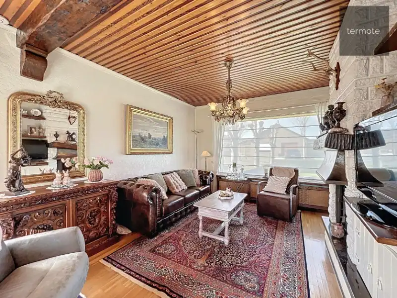 Halfopen woning foto 5