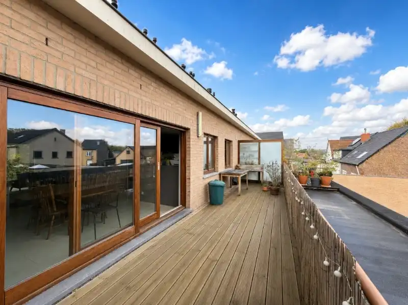 Ruim en energiezuinig duplexappartement met dakterras foto 2