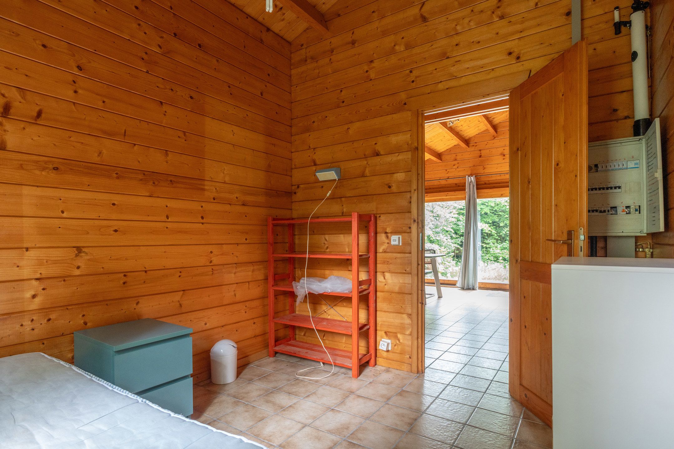 Chalet met 2 slaapkamers op 1.800 m² in Vlimmeren. foto 10