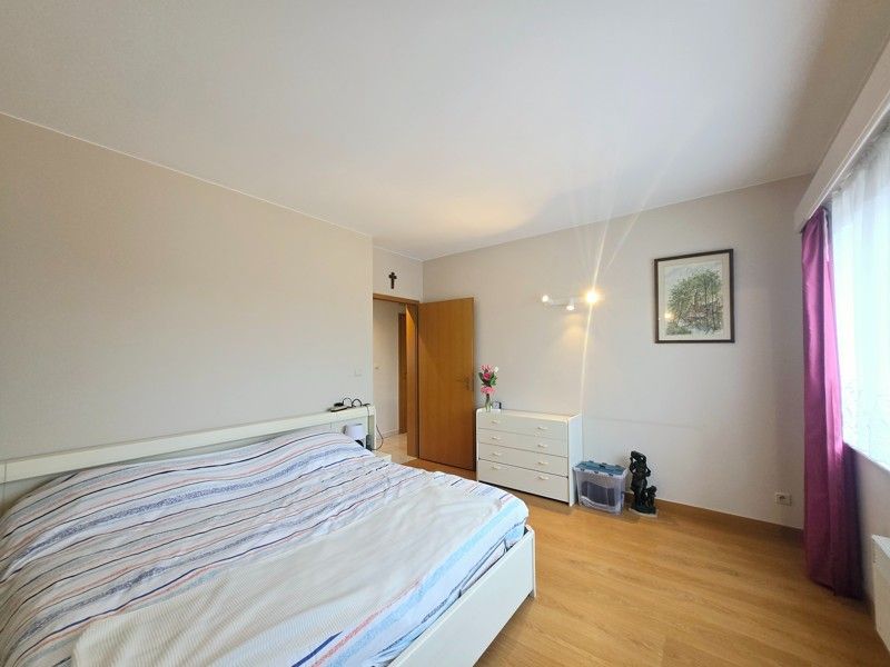 Ruim en instapklaar appartement met ondergrondse autostaanplaats foto 13