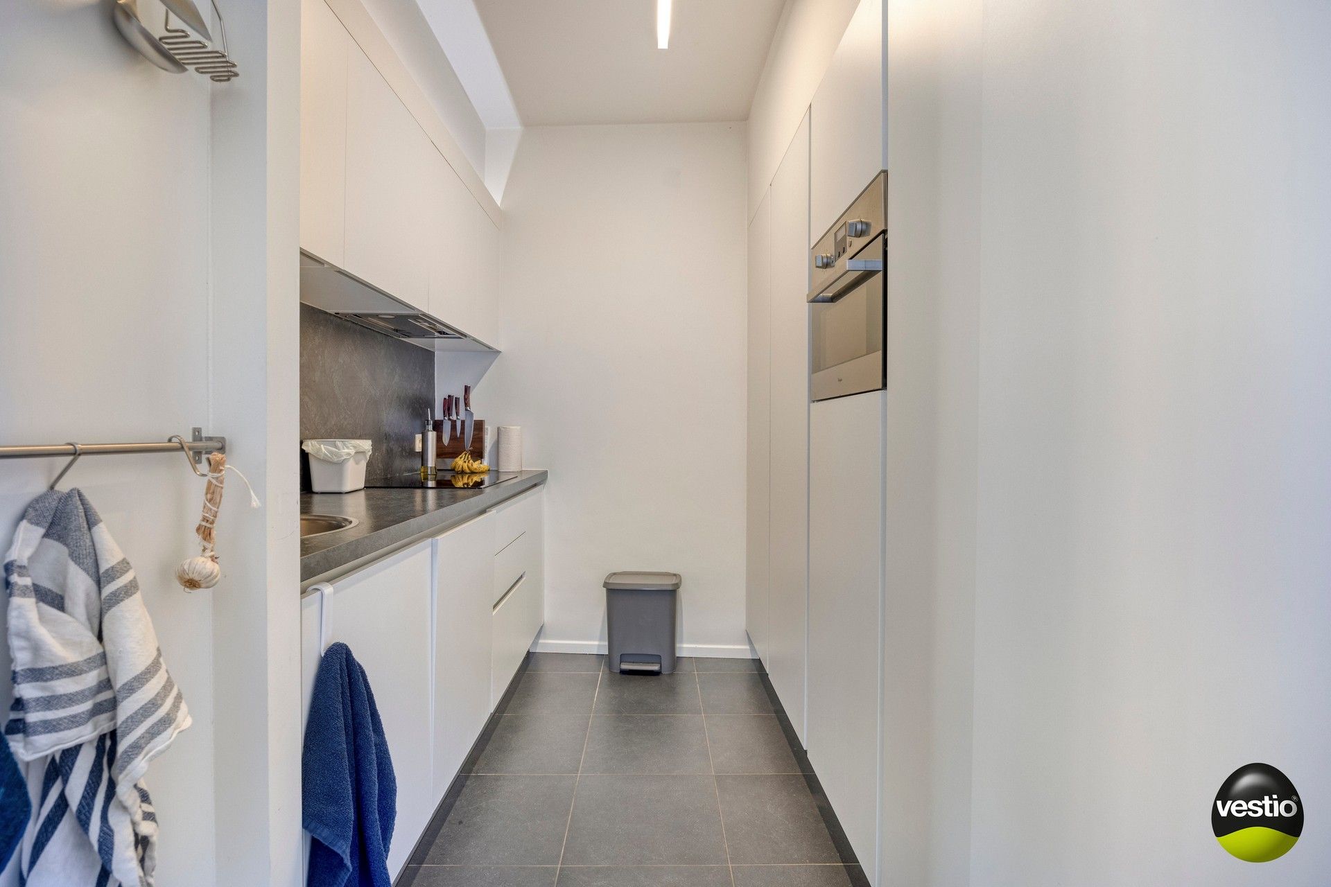 Instapklaar en stijlvol 1,5-slaapkamerappartement in de levendige Aldestraat – hartje Hasselt foto 5