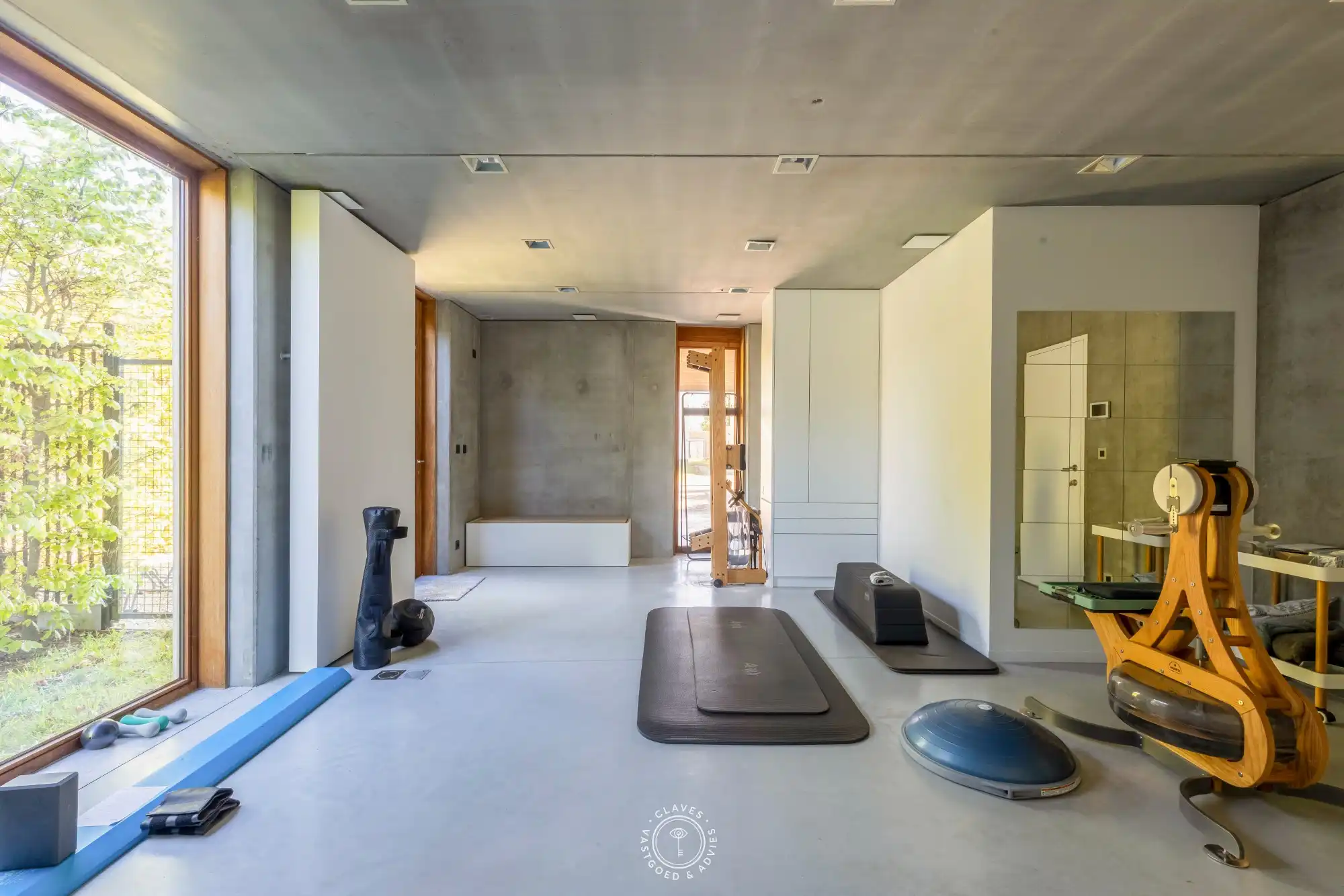 Architecturaal pareltje met praktijkruimte foto 24