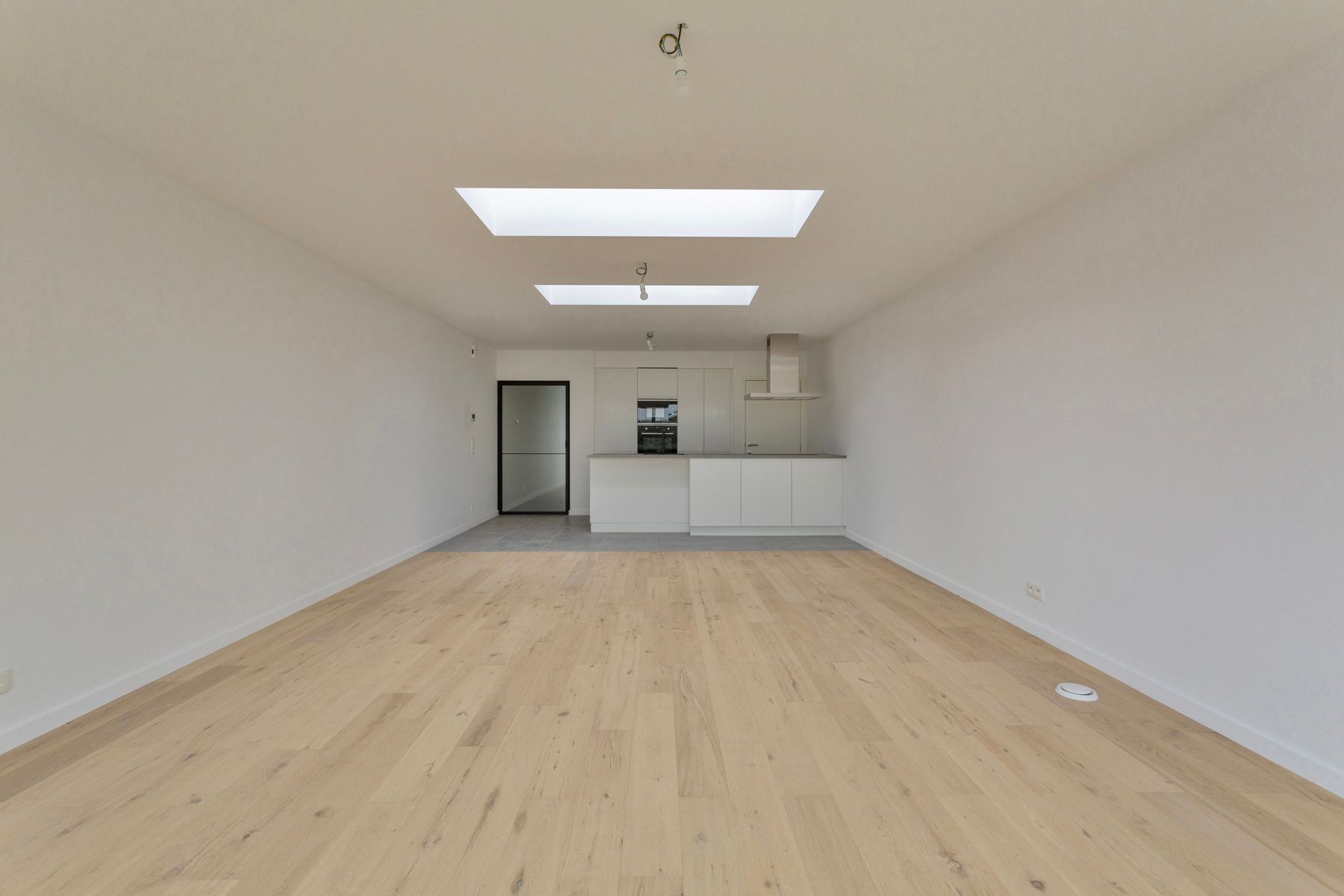 Ruime nieuwbouwwoning met 4 slaapkamers ! foto 5