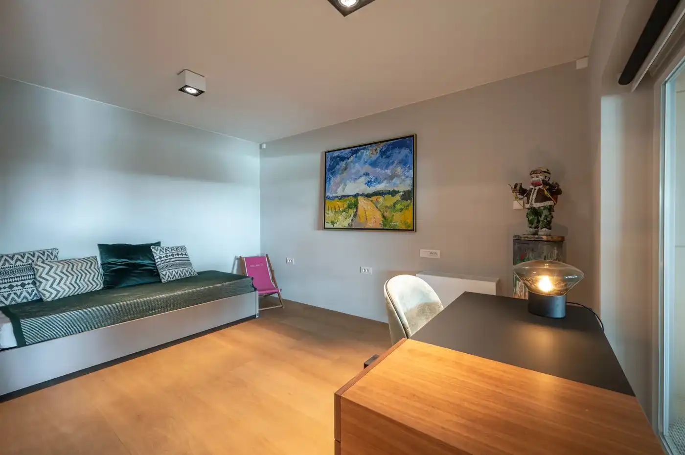 Uitzonderlijk ruim en breed appartement met zuidgericht terras en uniek zicht over het Zegemeer - dubbele garage foto 20