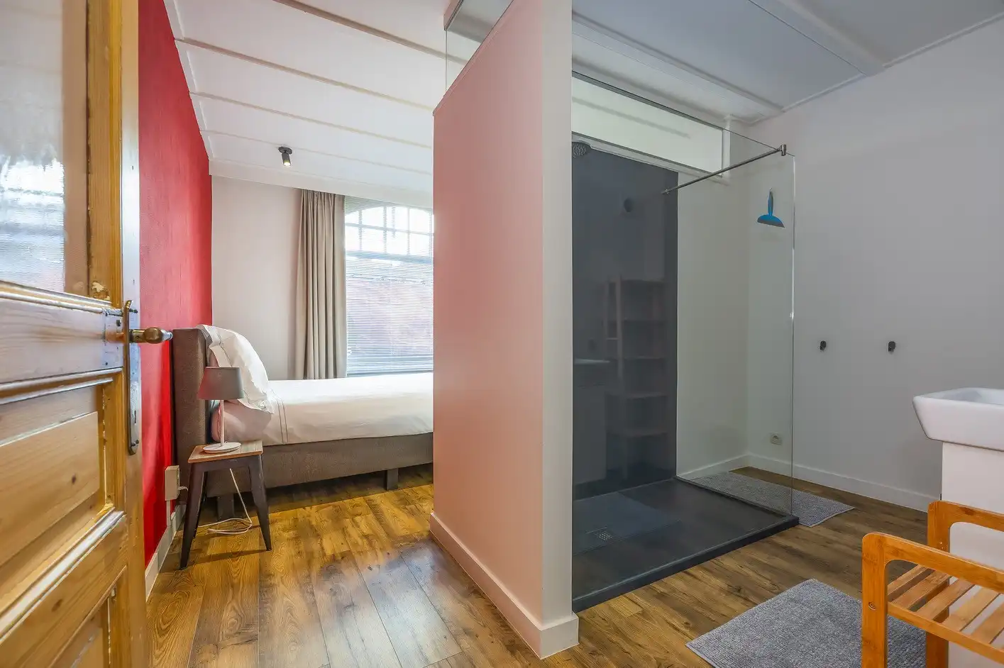 MAGISTRAAL HERENHUIS IN HET CENTRUM VAN NIEUWPOORT-STAD – OFFICIËLE 4-STERREN VAKANTIEWONING MET APPARTEMENT, INKOMSTEN EN 2 GARAGES foto 16