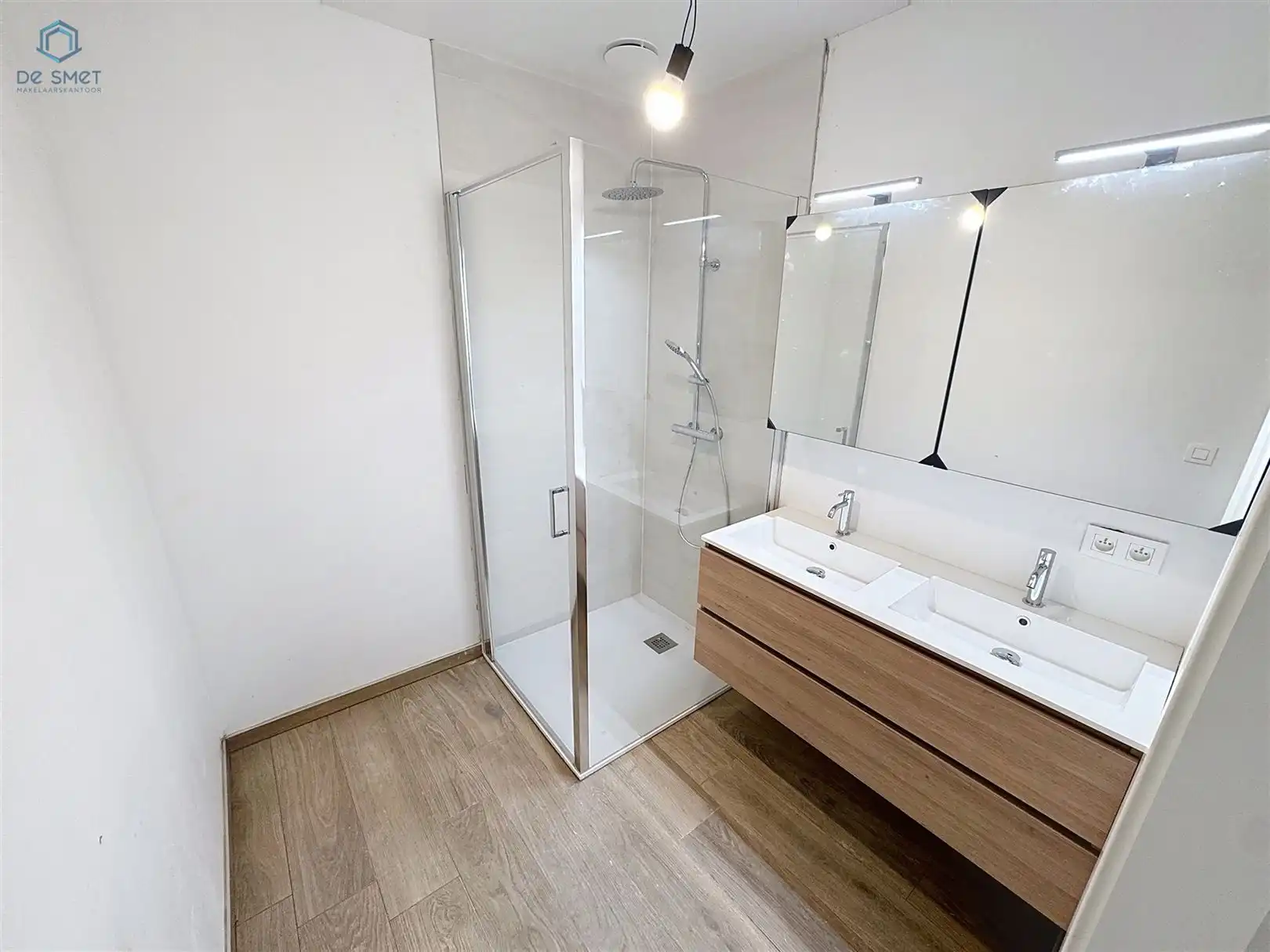 Stijlvol nieuwbouwappartement op de 1ste verdieping met 2 terrassen & 2 slaapkamers centrum Zandbergen foto 12
