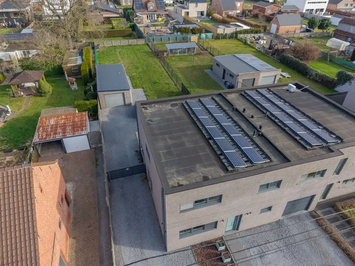 Groot wonen in recent huis zonder renovatie-of bouwzorgen foto 30