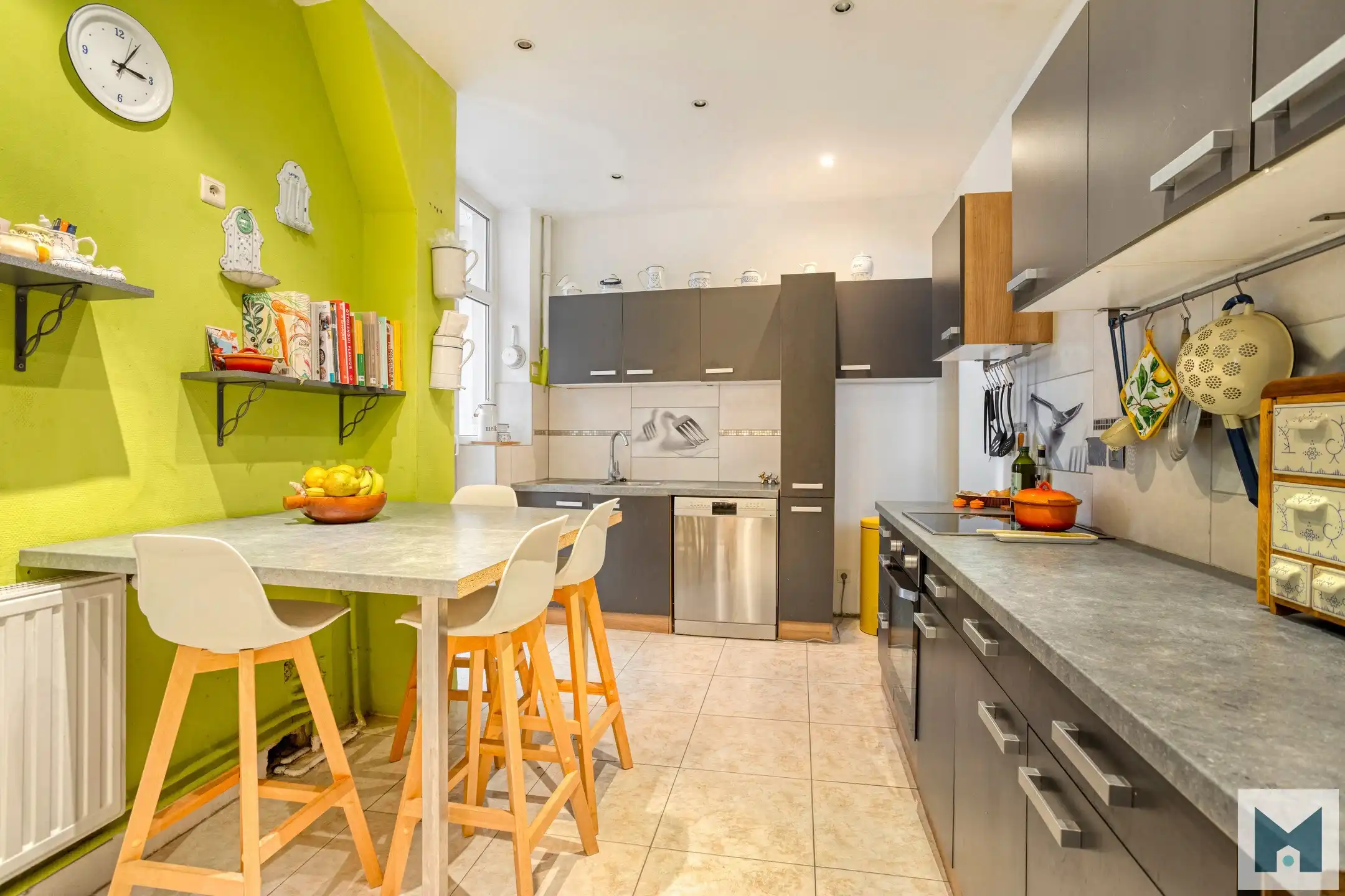 Ruim gelijkvloers appartement met 2 slpks en ruime atelier! foto 5