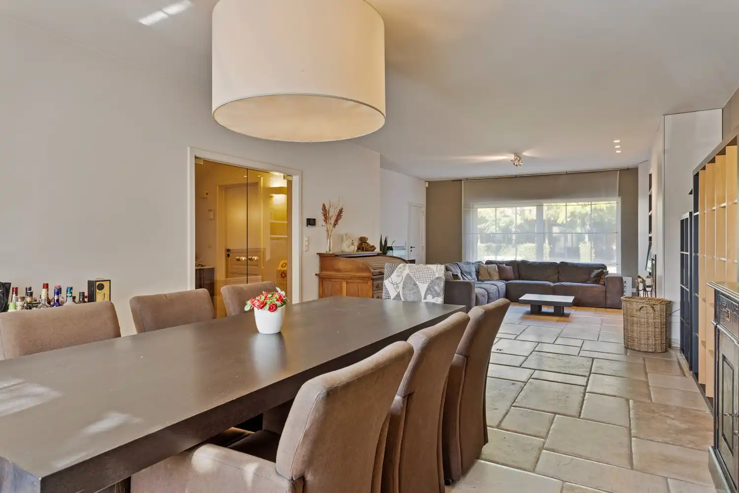 Ruime instapklare halfopen bebouwing op 433m² te Mortsel foto 2