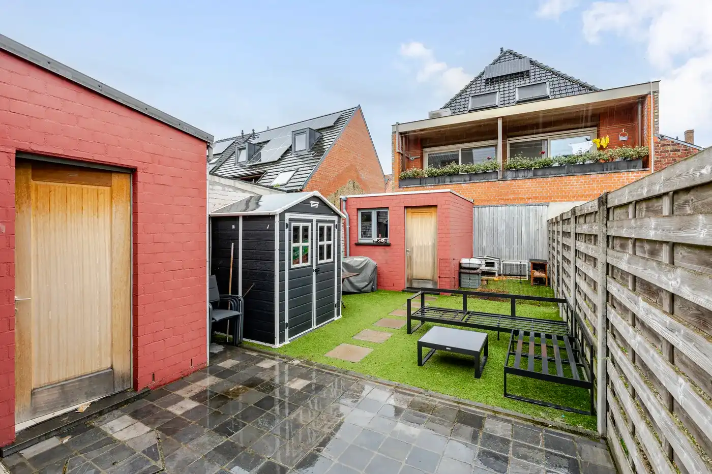Charmante, gerenoveerde stadswoning met tuin en bijgebouw op uitstekende locatie foto 12