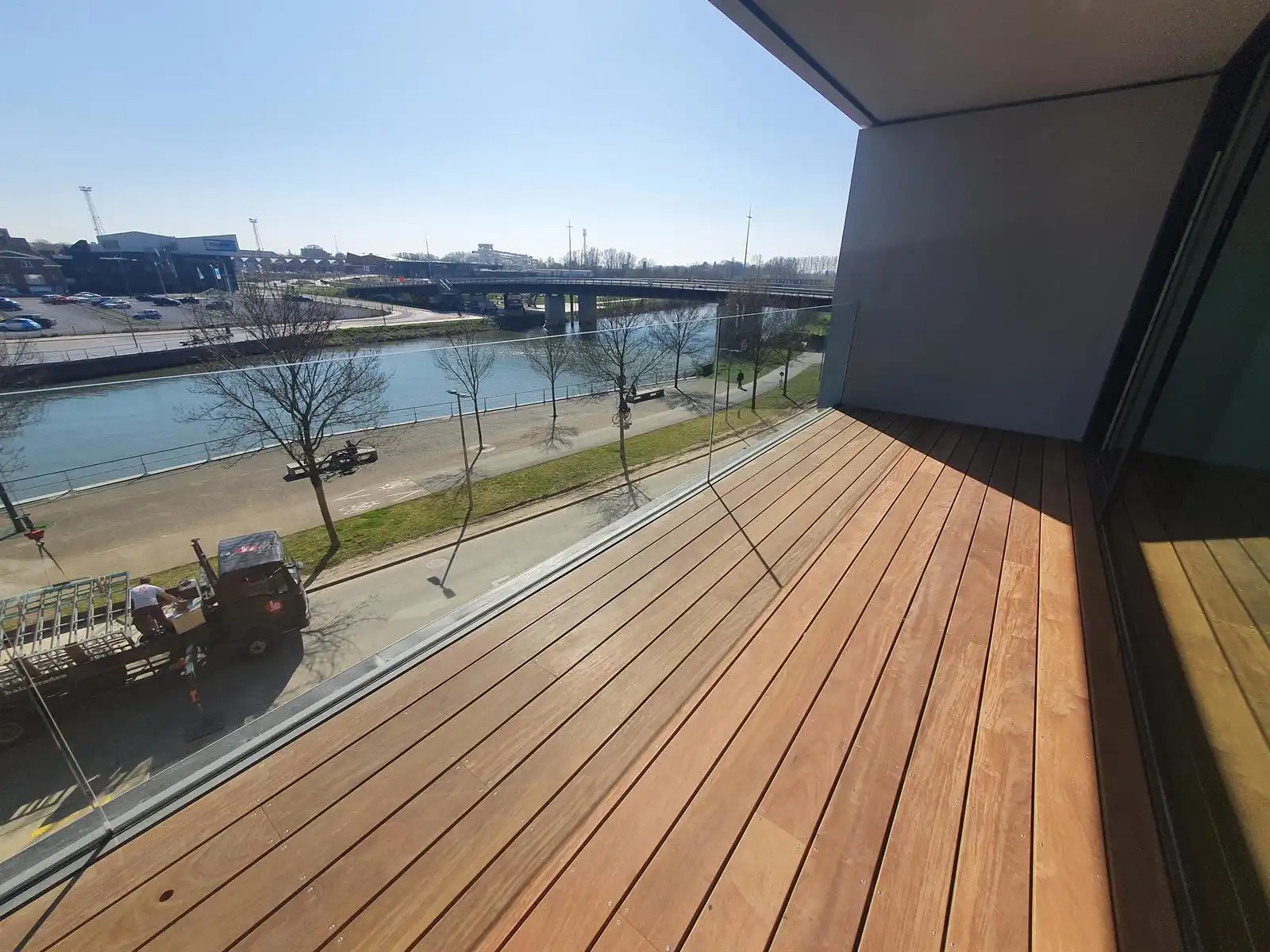 Prachtig recent appartement aan de Leie ! foto 2