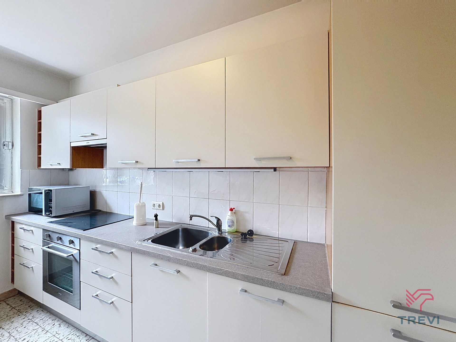 1 slaapkamerappartement aan de rand van Brussel foto 13