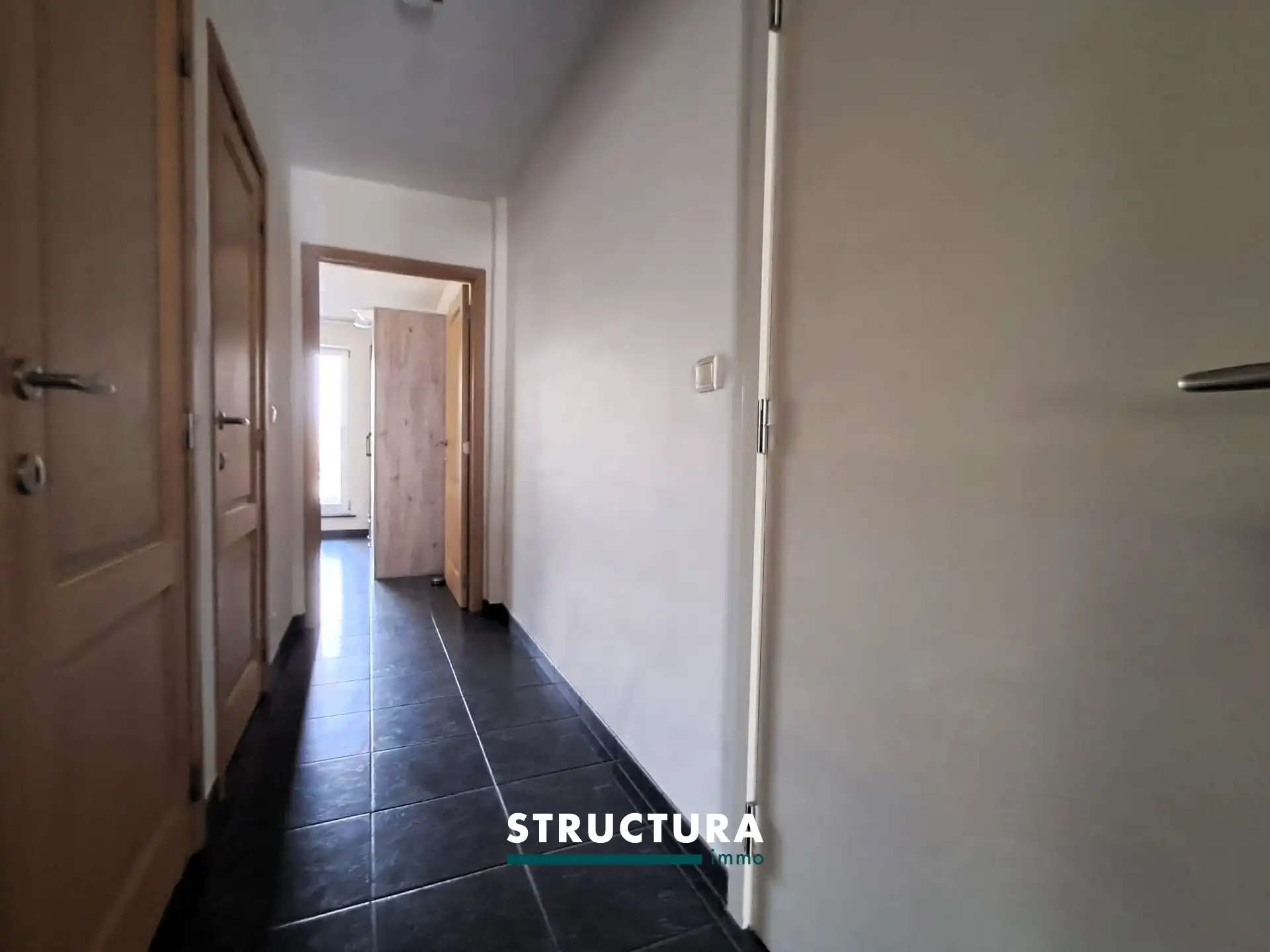 1-slaapkamerappartement met groot terras op toplocatie foto 8