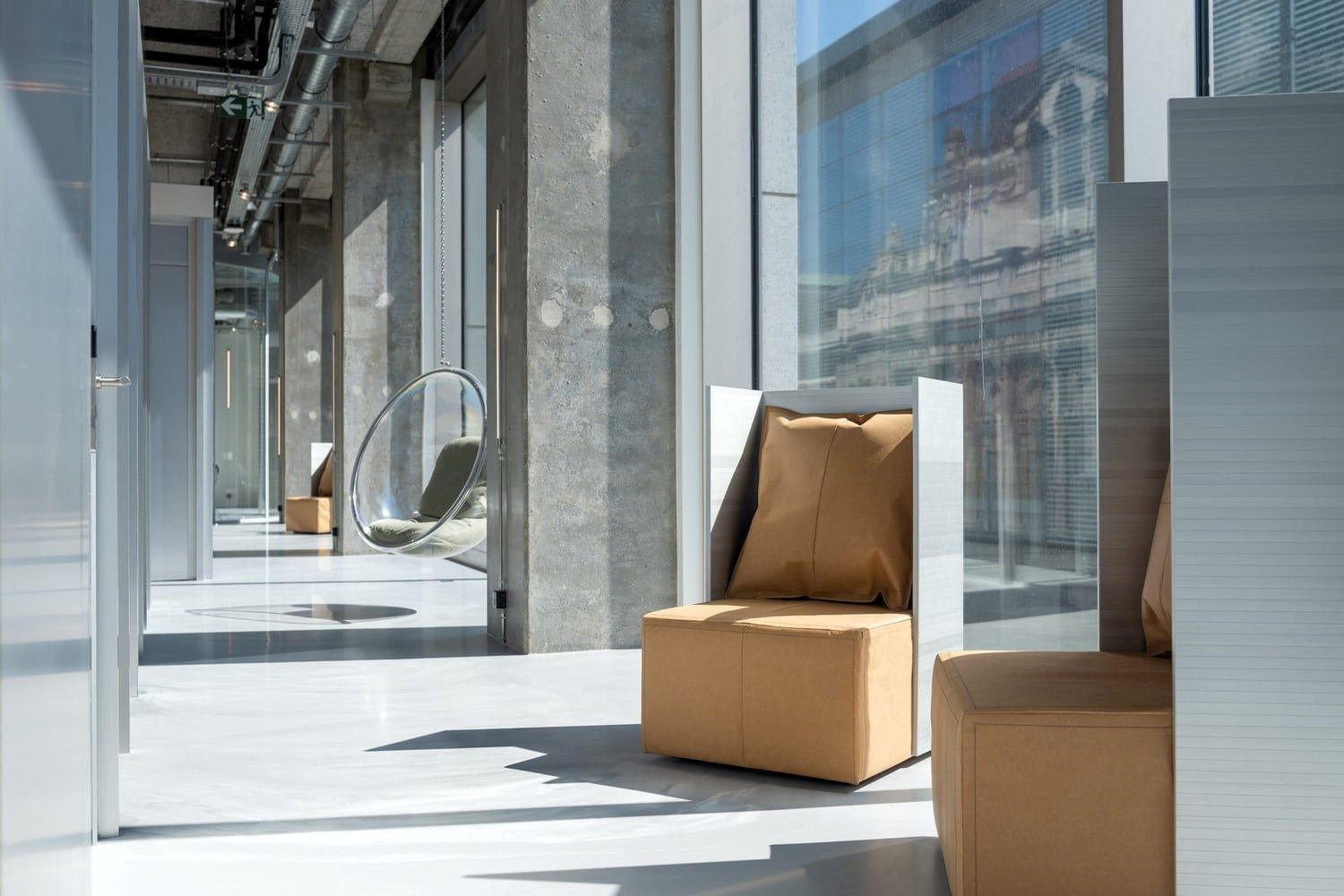 SQ Antwerp Tower - Luxueuze gemeubelde kantoren met diensten foto 13