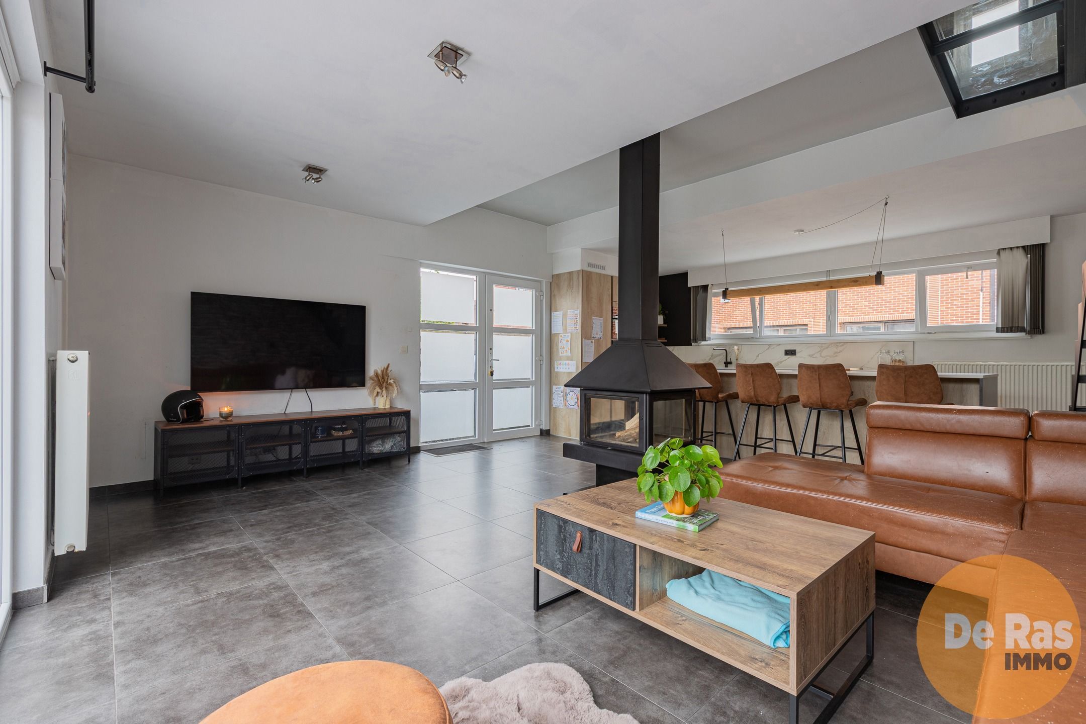 LEBBEKE – Moderne HOB met terras op centrale ligging foto 4