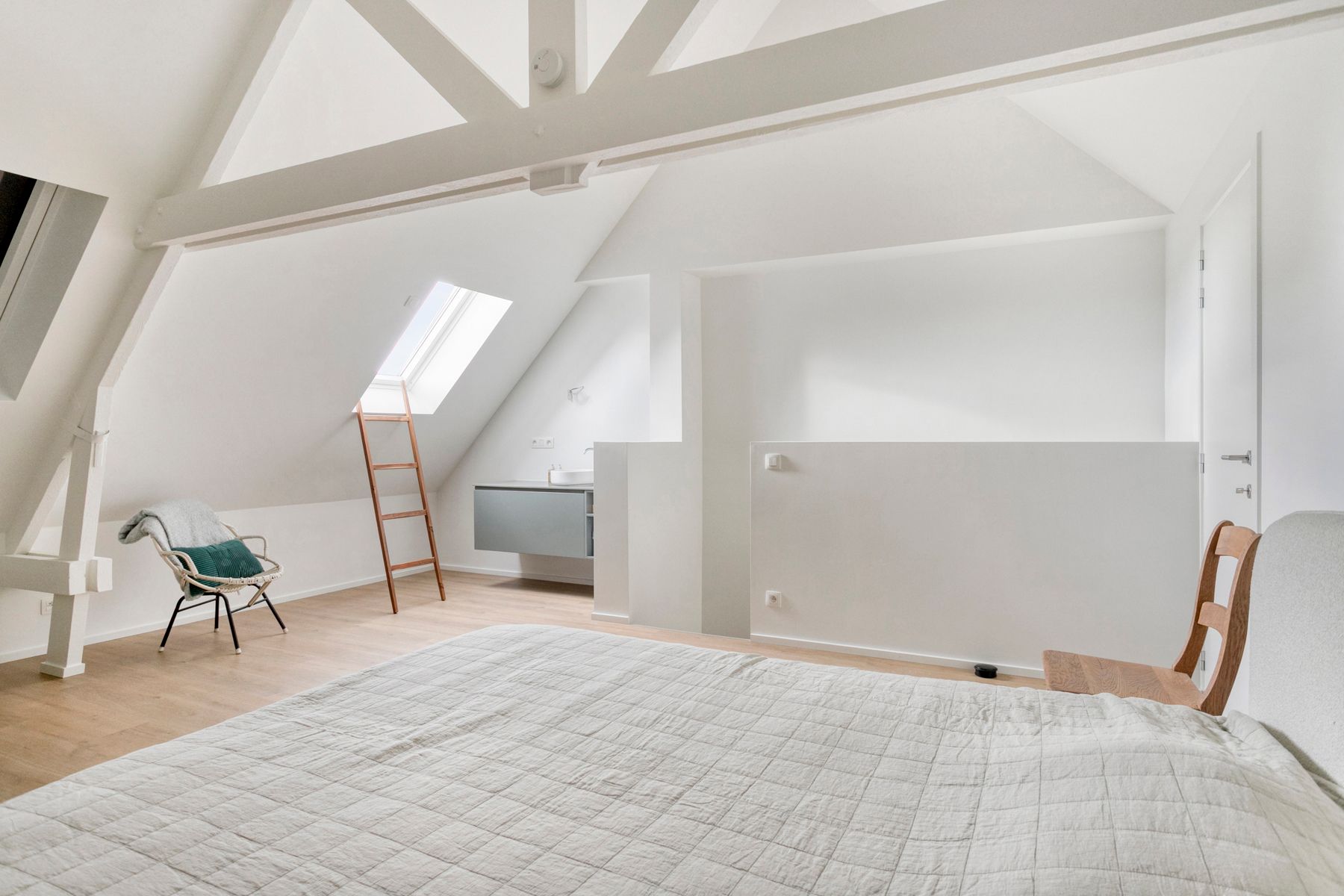 Prachtige instapklare burgerwoning op Pius X !! foto 18