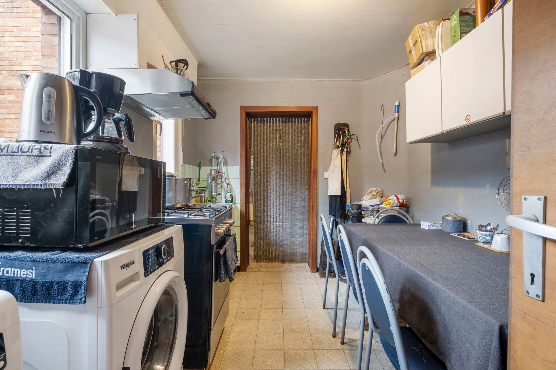 Te renoveren HOB met garage op centrale ligging foto 9