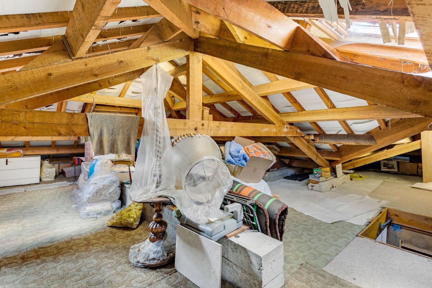 Vrijstaande laagbouwwoning met 3 slpk., inpandige garage en tuin foto 18
