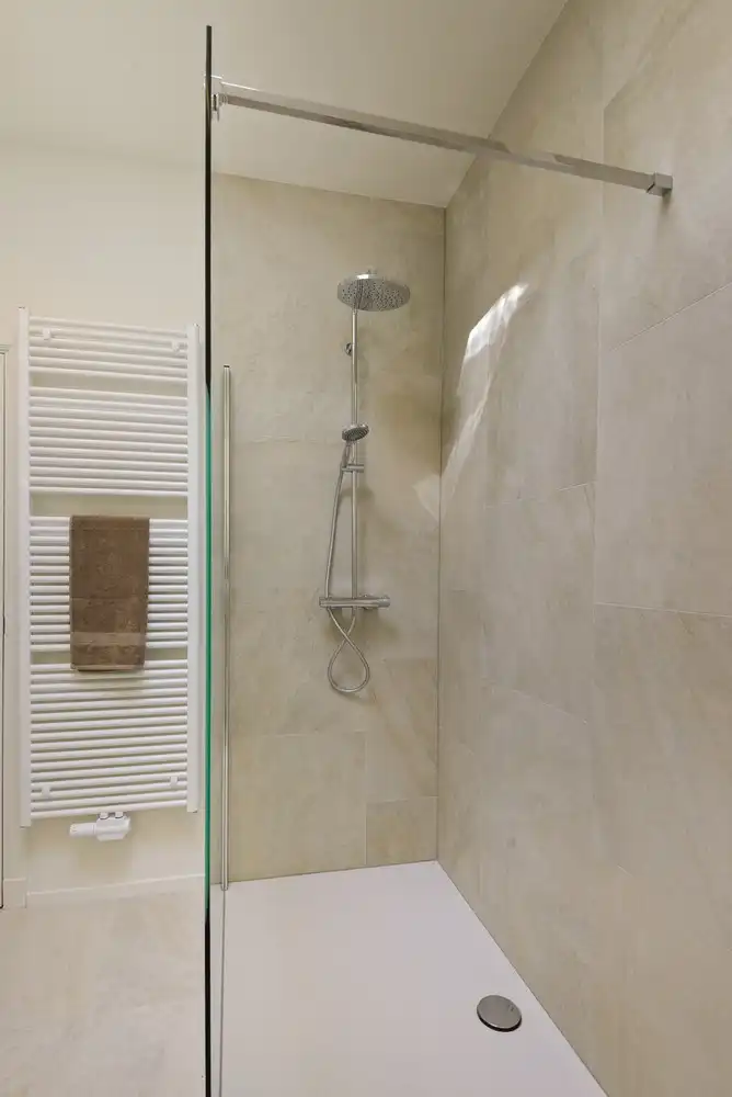 Gerenoveerd appartement met 2 ruime slaapkamers in historisch gebouw foto 10