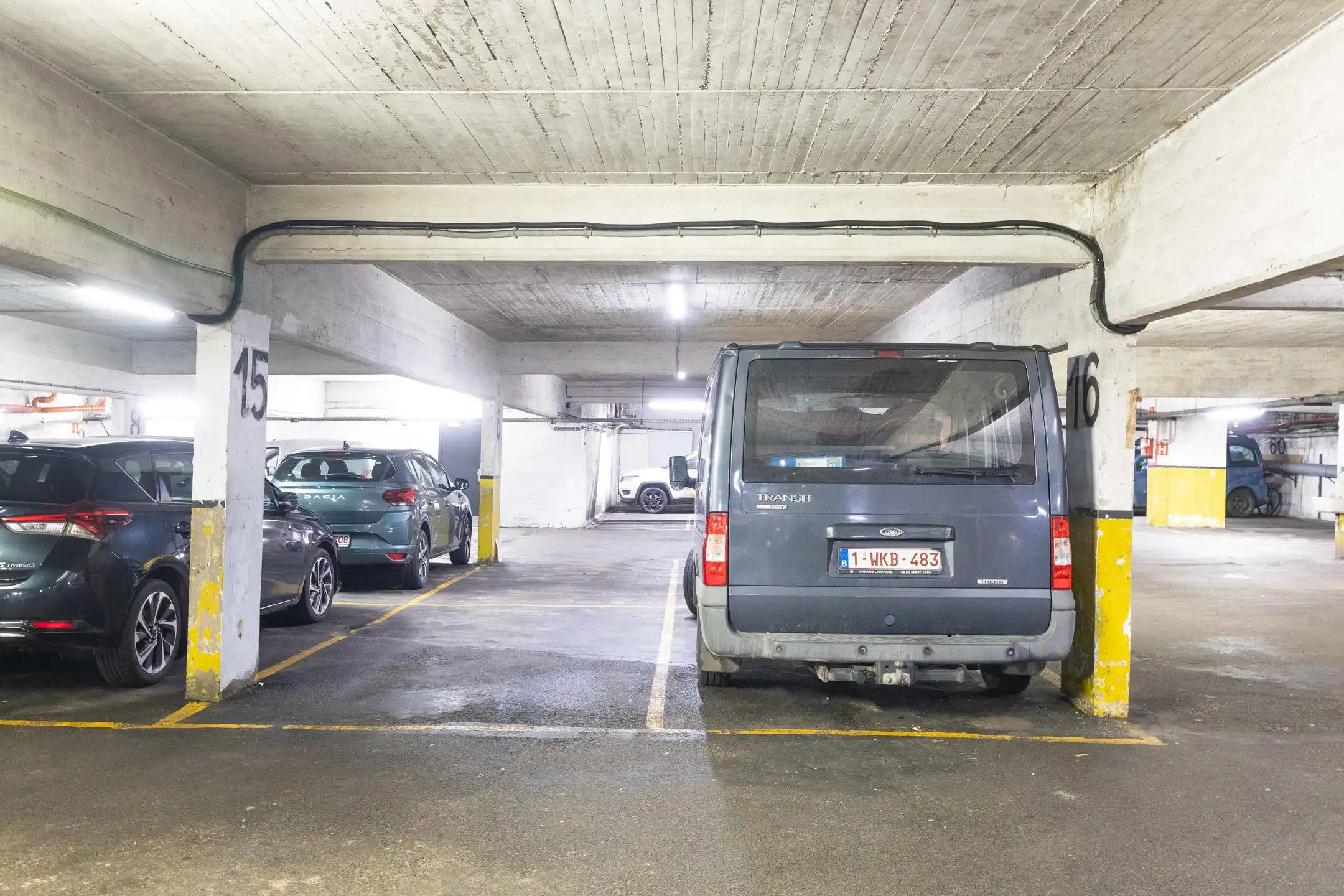 1-slaapkamer in goede staat vlak bij het centrum foto 13