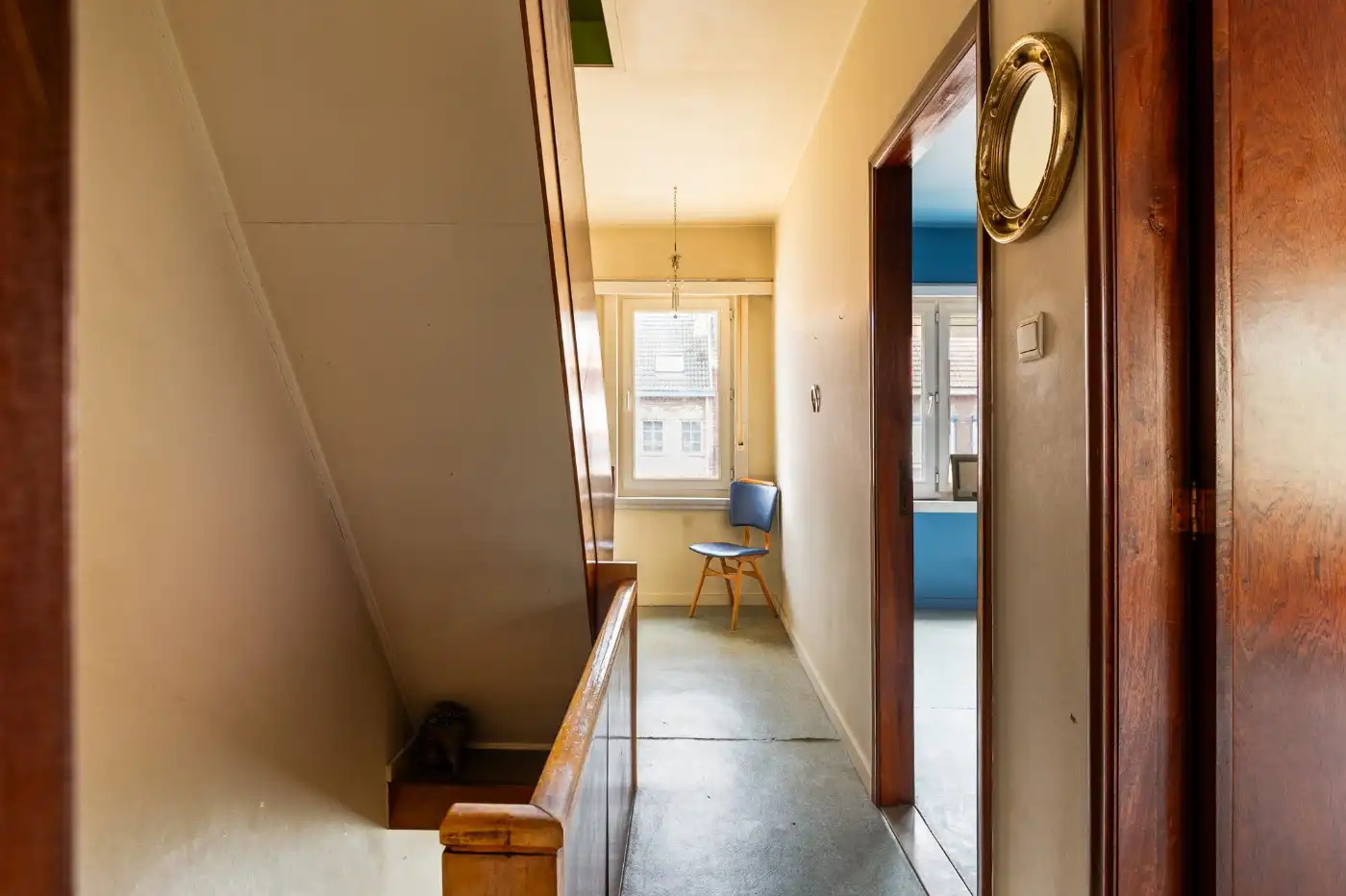 Op te frissen, grote woning met 3 à 4 slpk. en tof west-tuintje foto 11