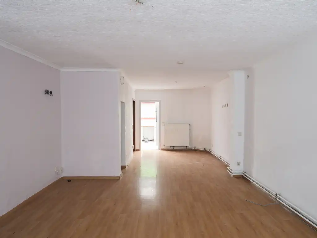 Te renoveren stadswoning met vergunning op exclusieve locatie foto 9