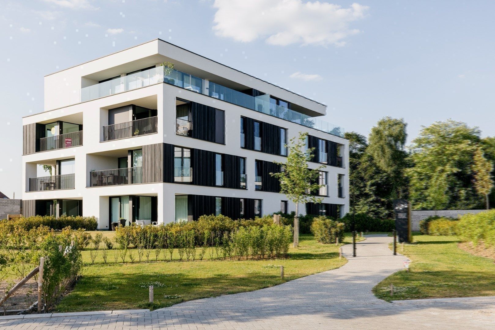 Instapklaar appartement in het groene Park Linde foto 7