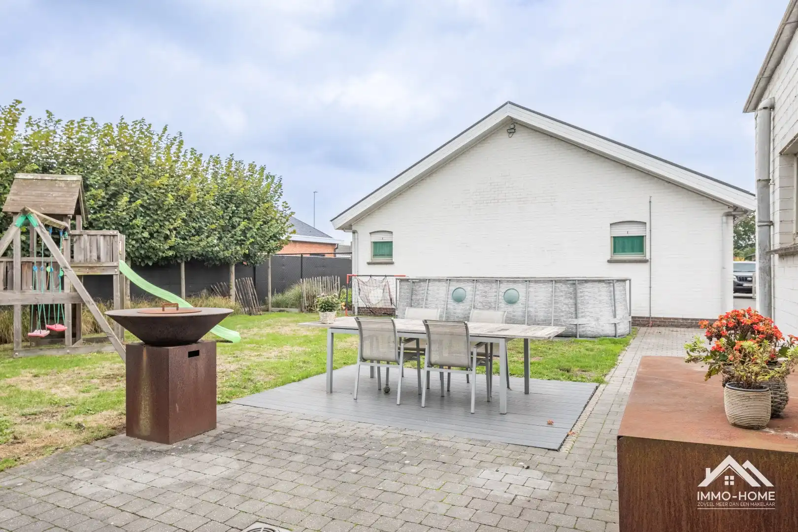 Instapklare vrijstaande bungalow in woonwijk!  foto 12