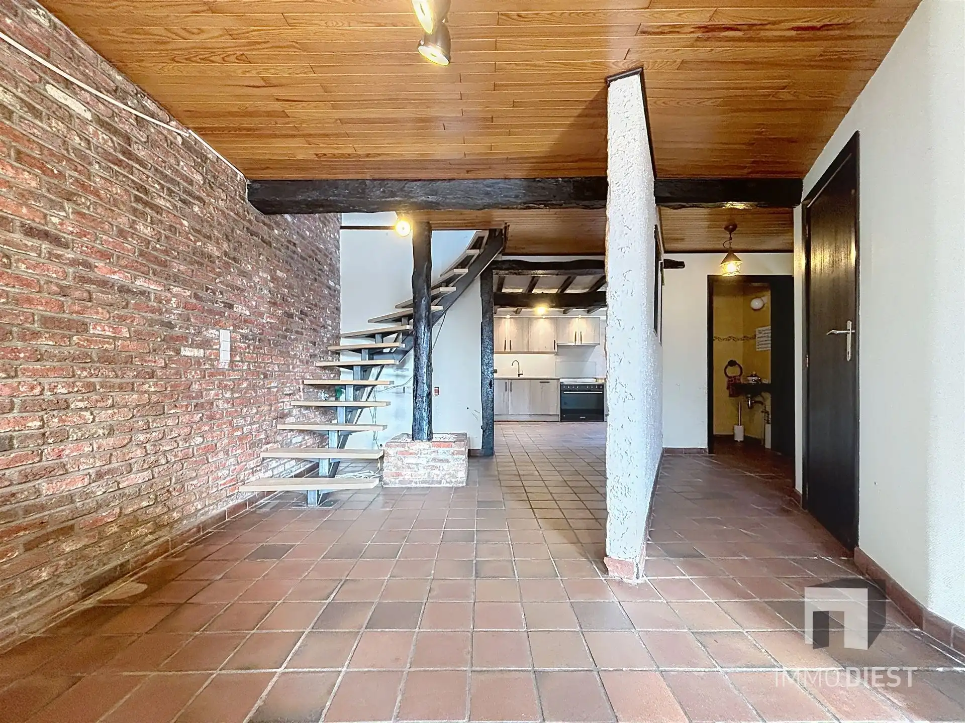 Fermette op 8a 60ca met achteraan zicht over de Demervallei (Langdorp). foto 12