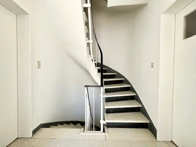 NABIJ UZ GENT, INSTAPKLAAR APPARTEMENT MET 1 SLAAPKAMER foto 13