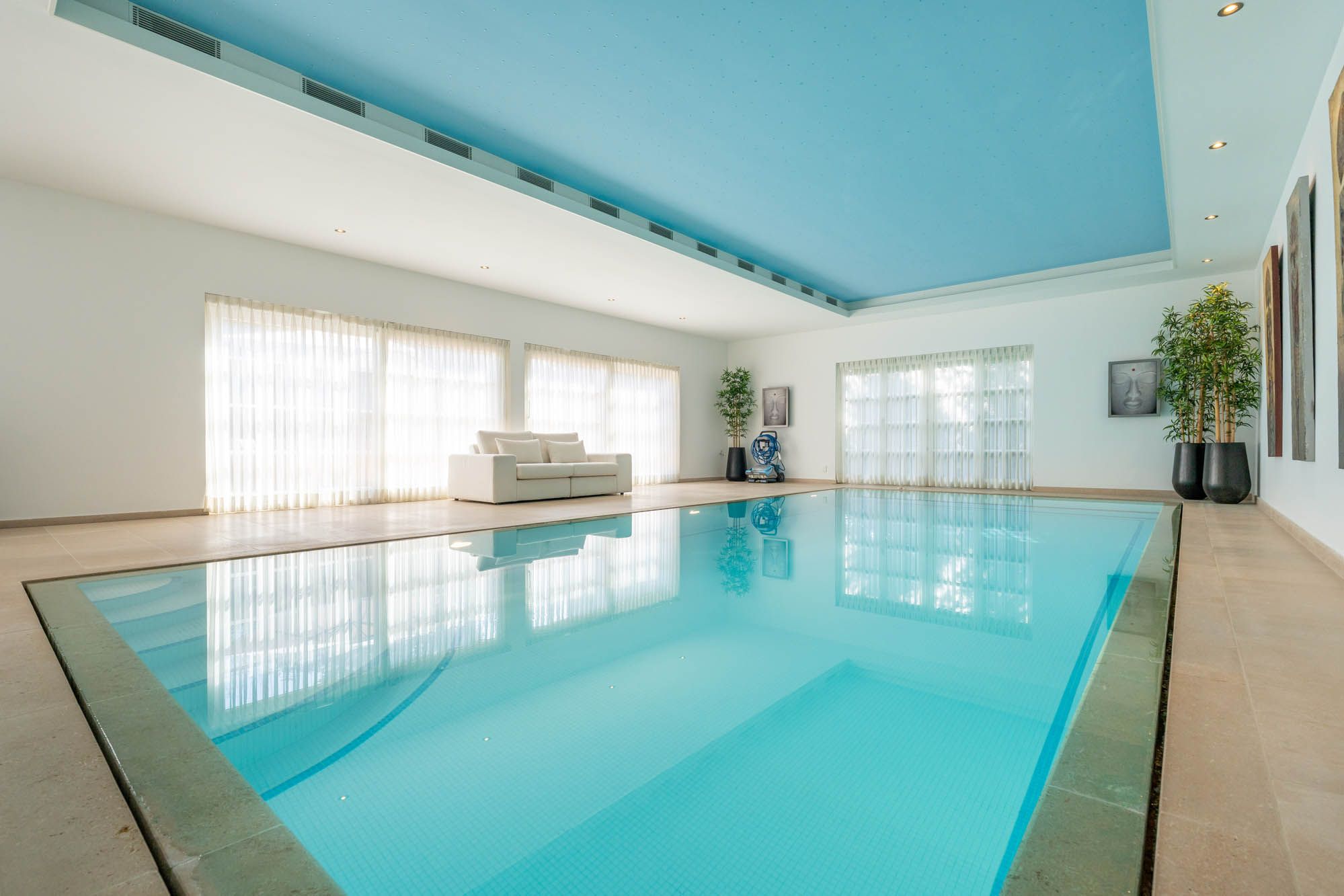 Exclusieve villa met wellness, privécinema en zwembad  foto 16
