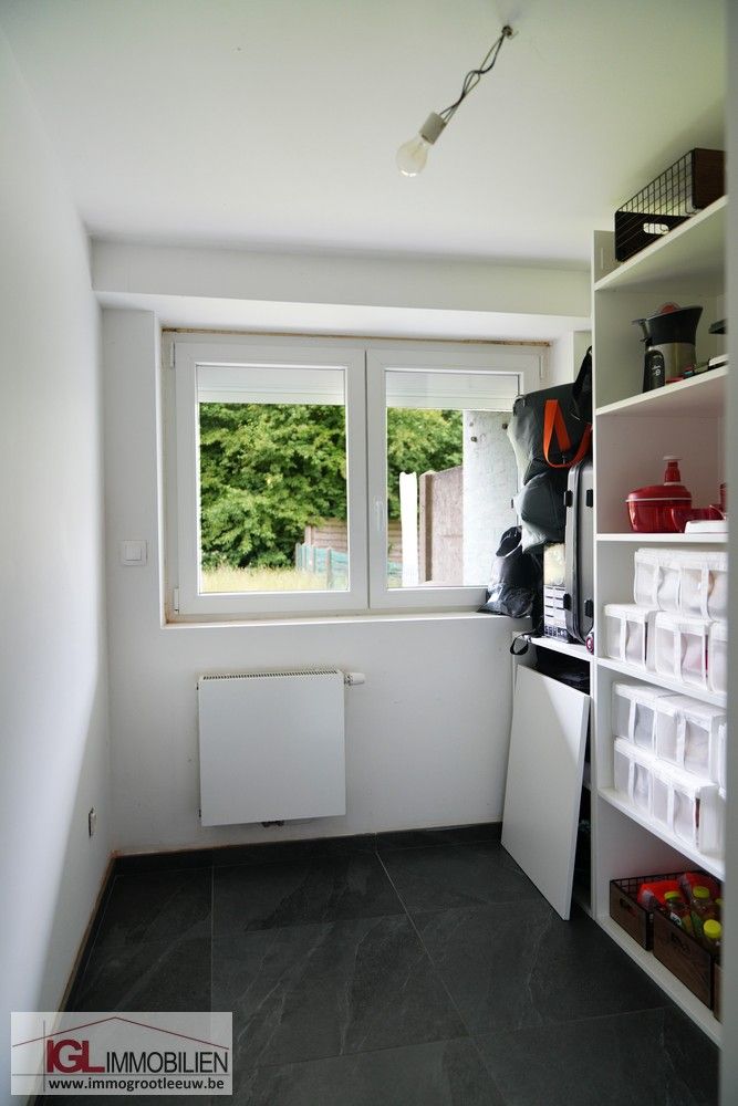Gerenoveerde woning in Ruisbroek foto 24