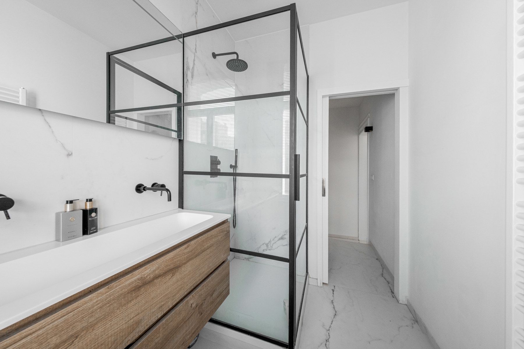 Trendy appartement in voormalige herenwoning foto 7