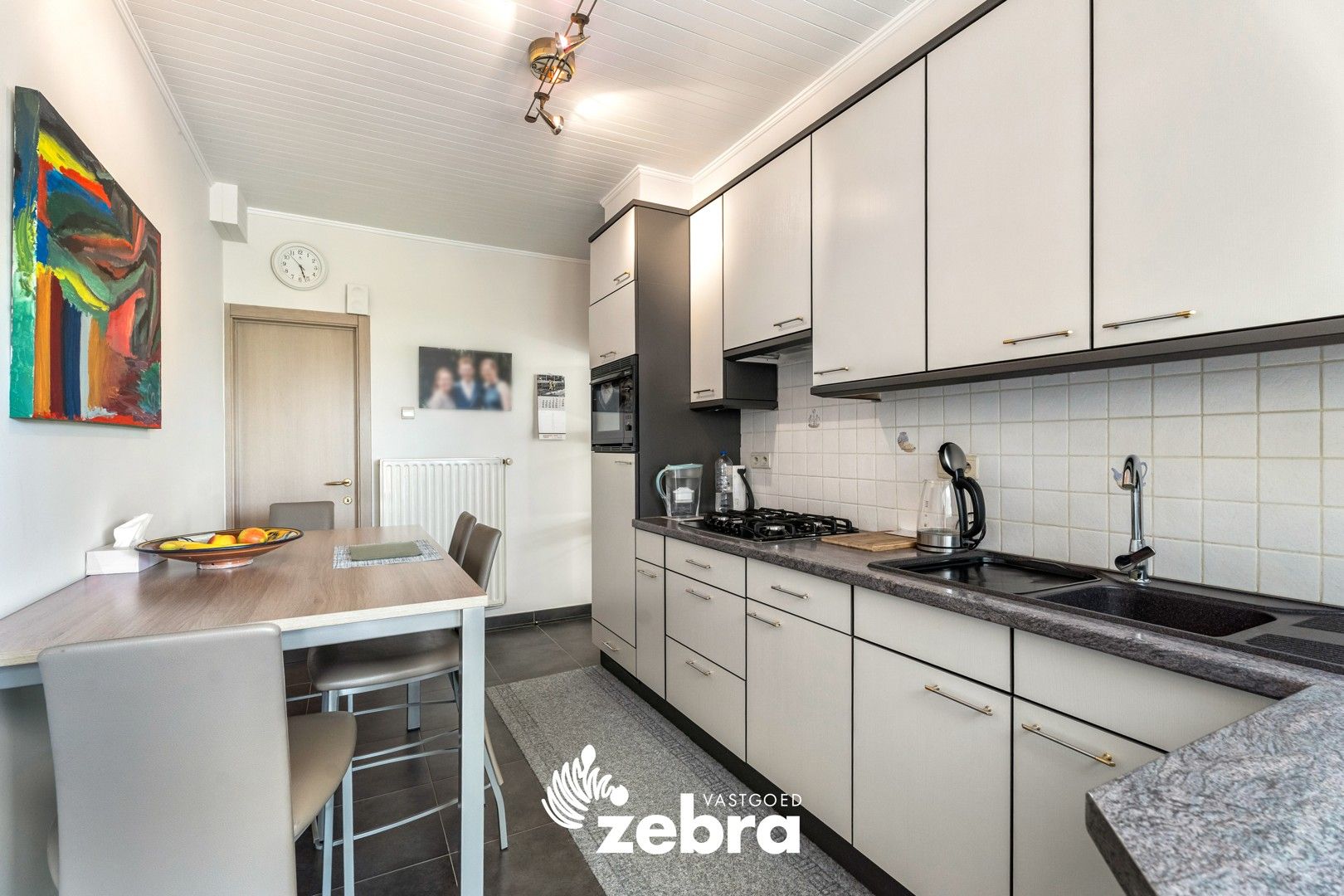 Instapklare HOB met garage te Izegem! foto 6