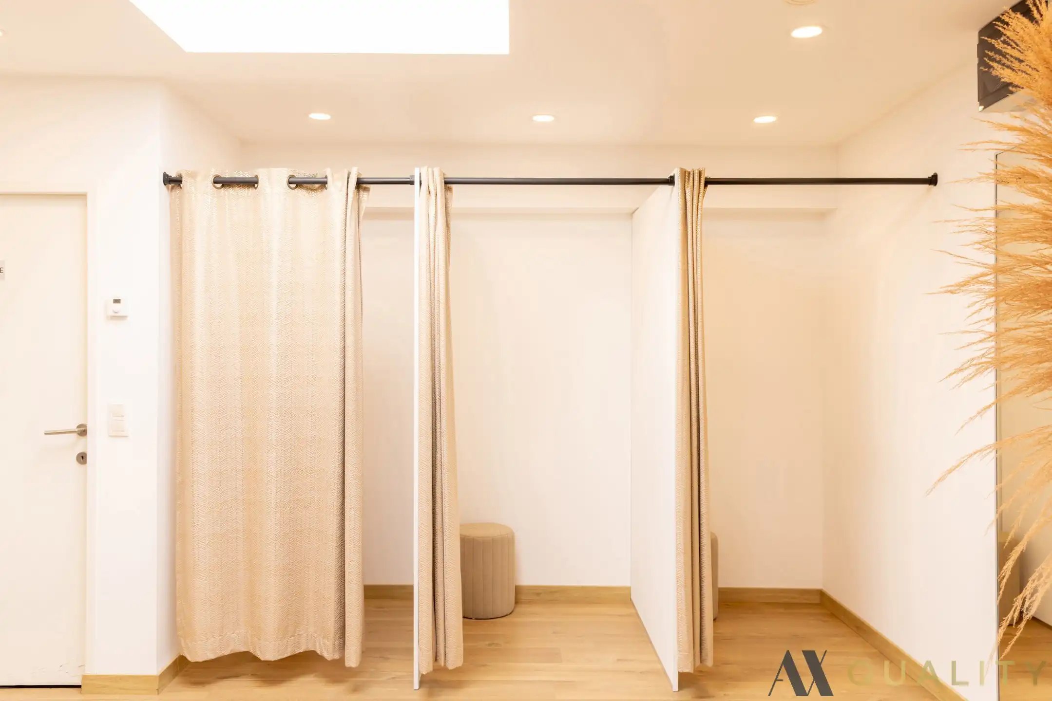 Handelspand met stockageruimte gelegen in het centrum van Bornem foto 10