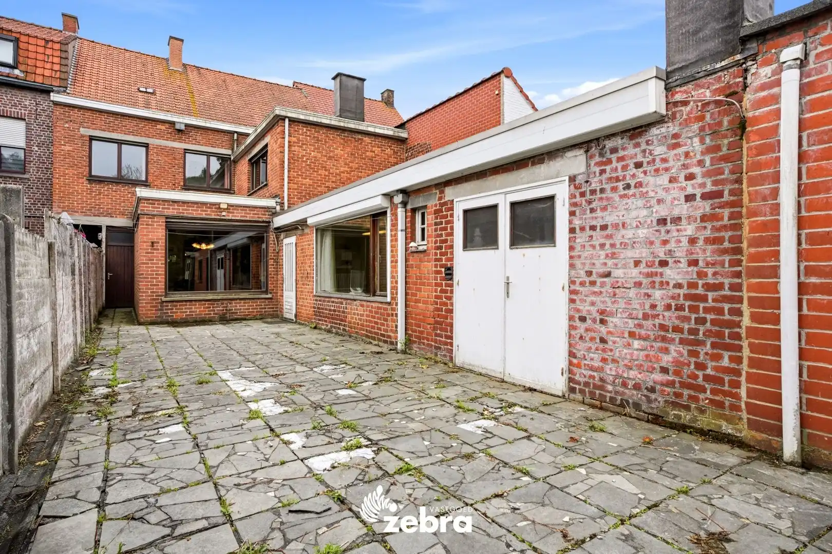Ruime woning met 4 slaapkamers en tuin te Oostrozebeke! foto 27