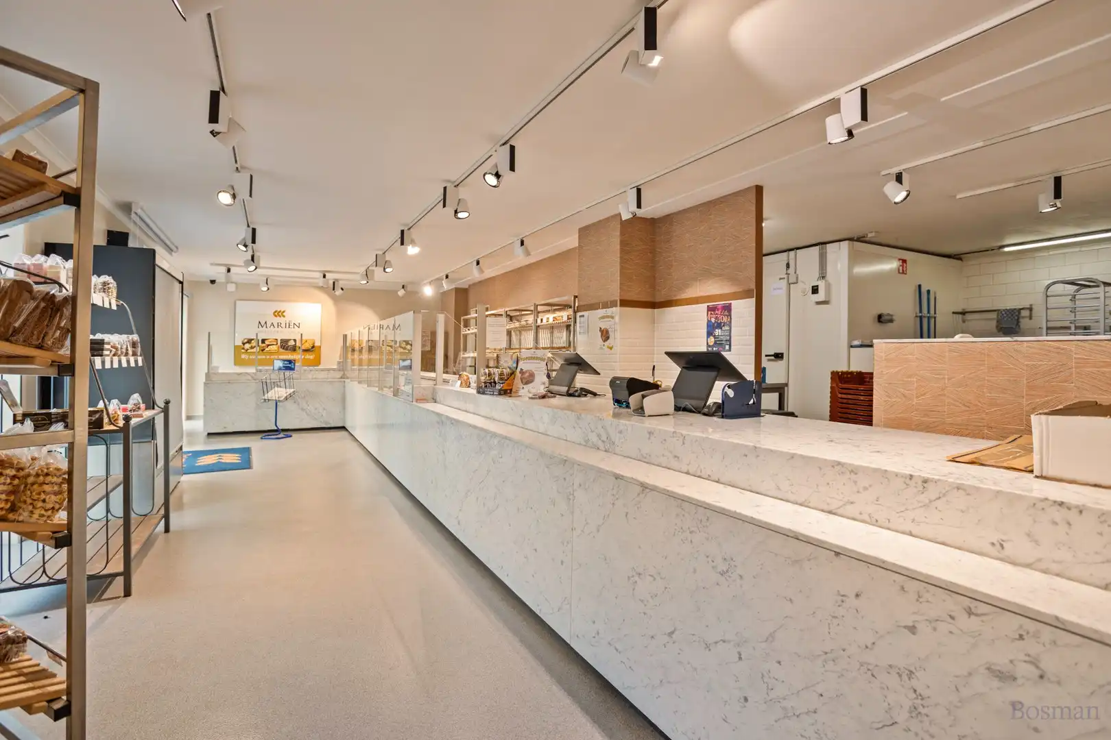 Handelspand met parking te koop in Diest foto 3