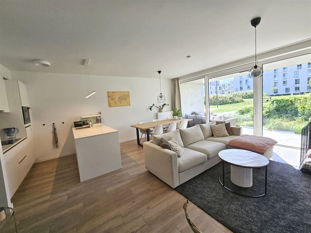 Recent appartement foto {{pictureIndex}}