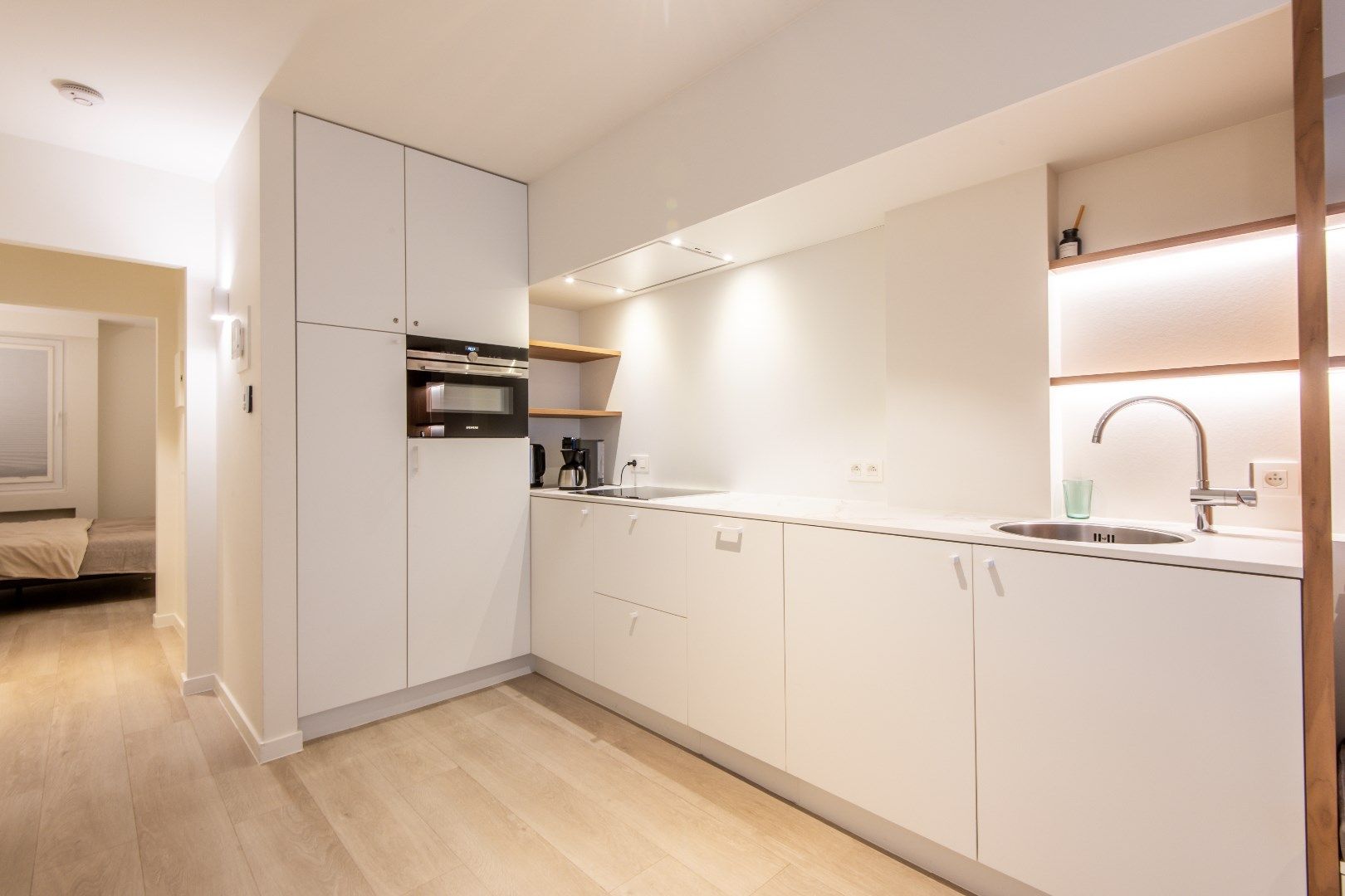 Appartement met zijdelings zeezicht gelegen tussen het Driehoeksplein en het Albertplein in het Zoute. foto 8