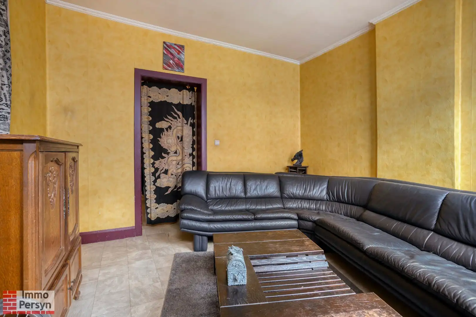 Te renoveren rijwoning met uitbreidingsmogelijkheden en tuin met achteruitgang foto 3